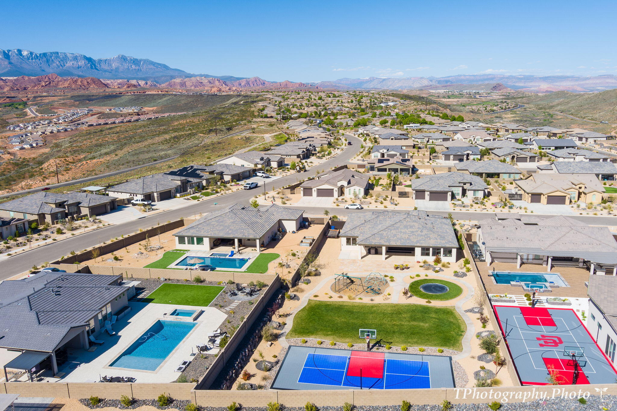 2148 E Cobblecreek DR