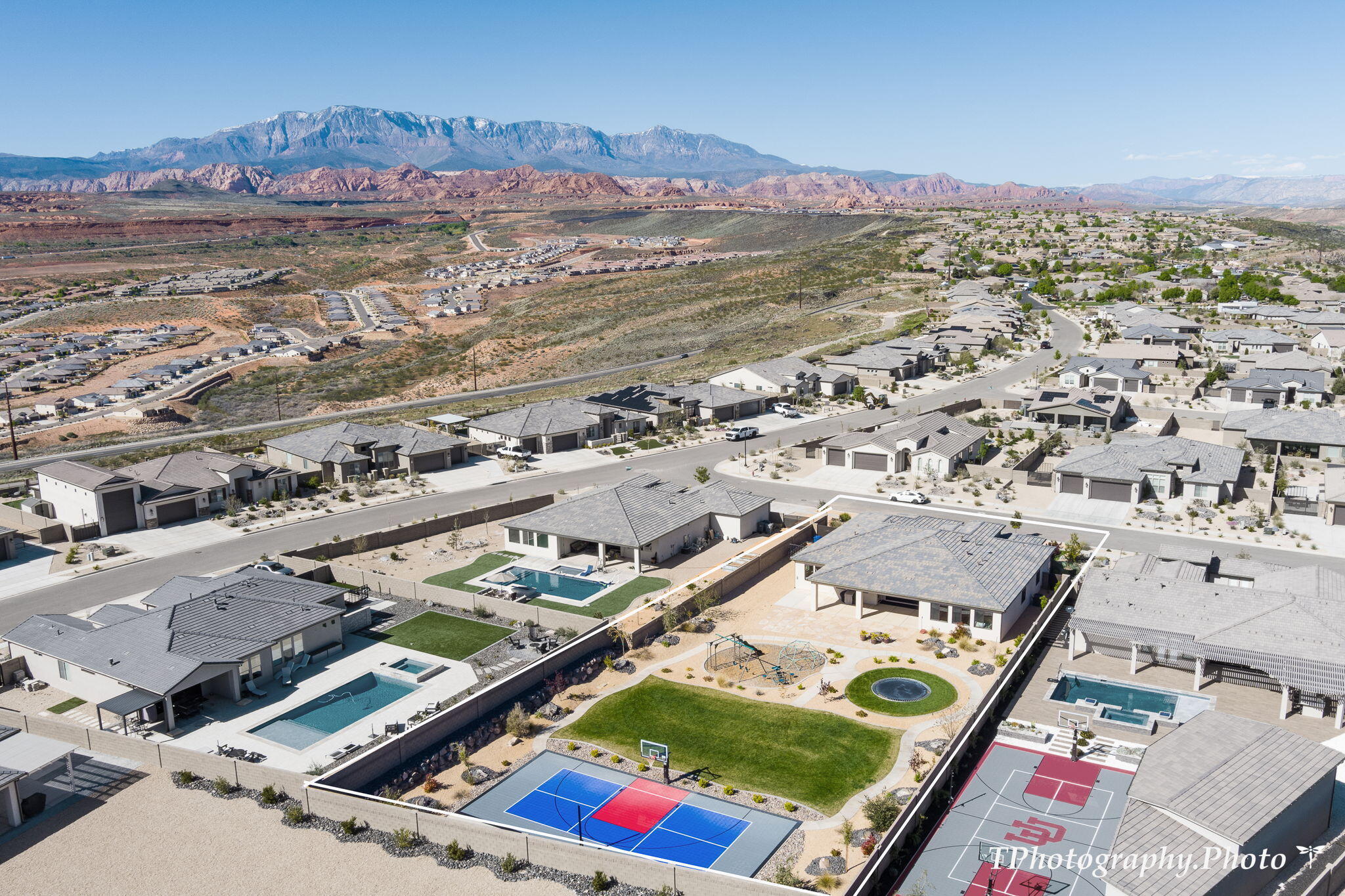 2148 E Cobblecreek DR