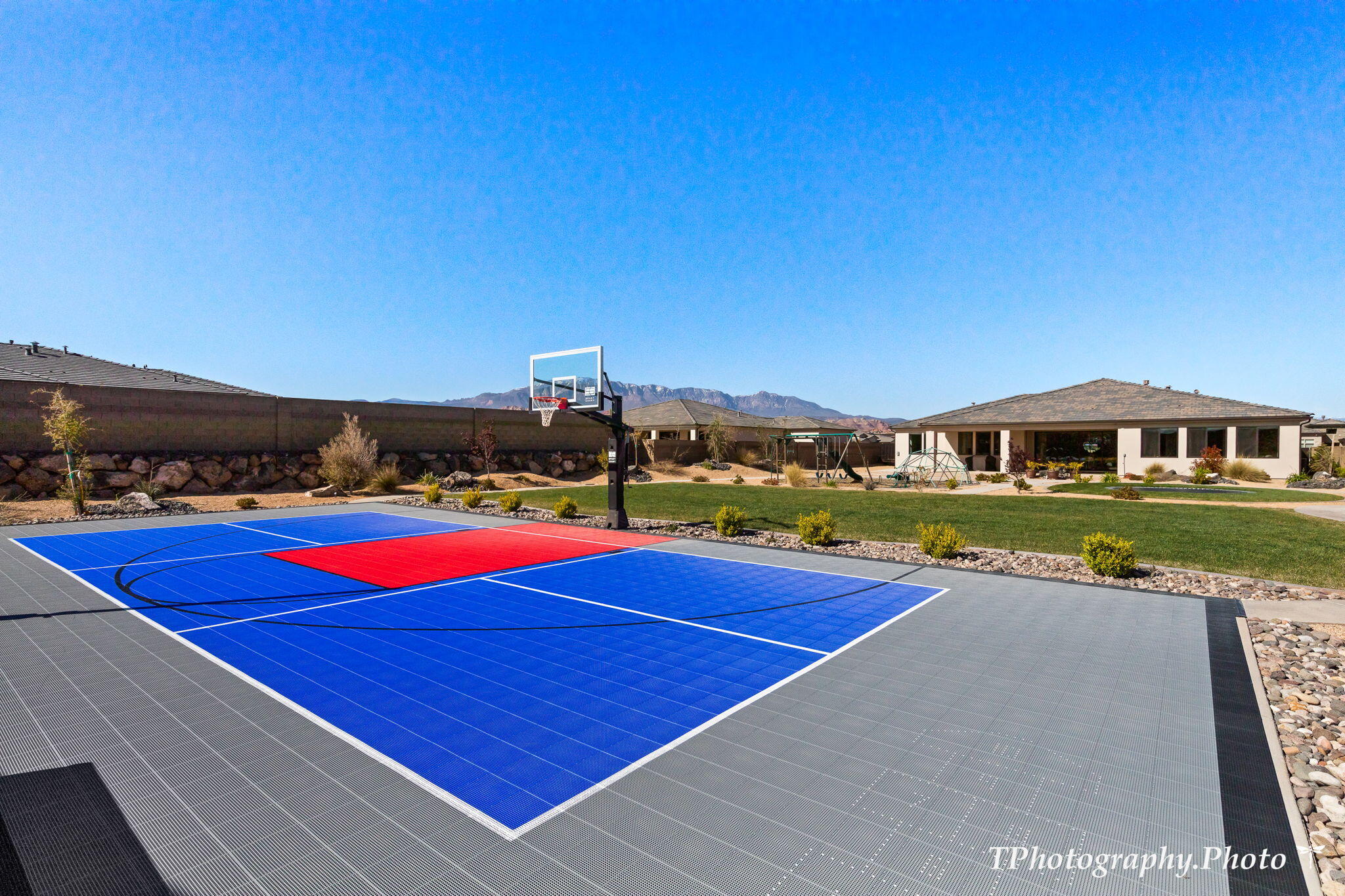 2148 E Cobblecreek DR