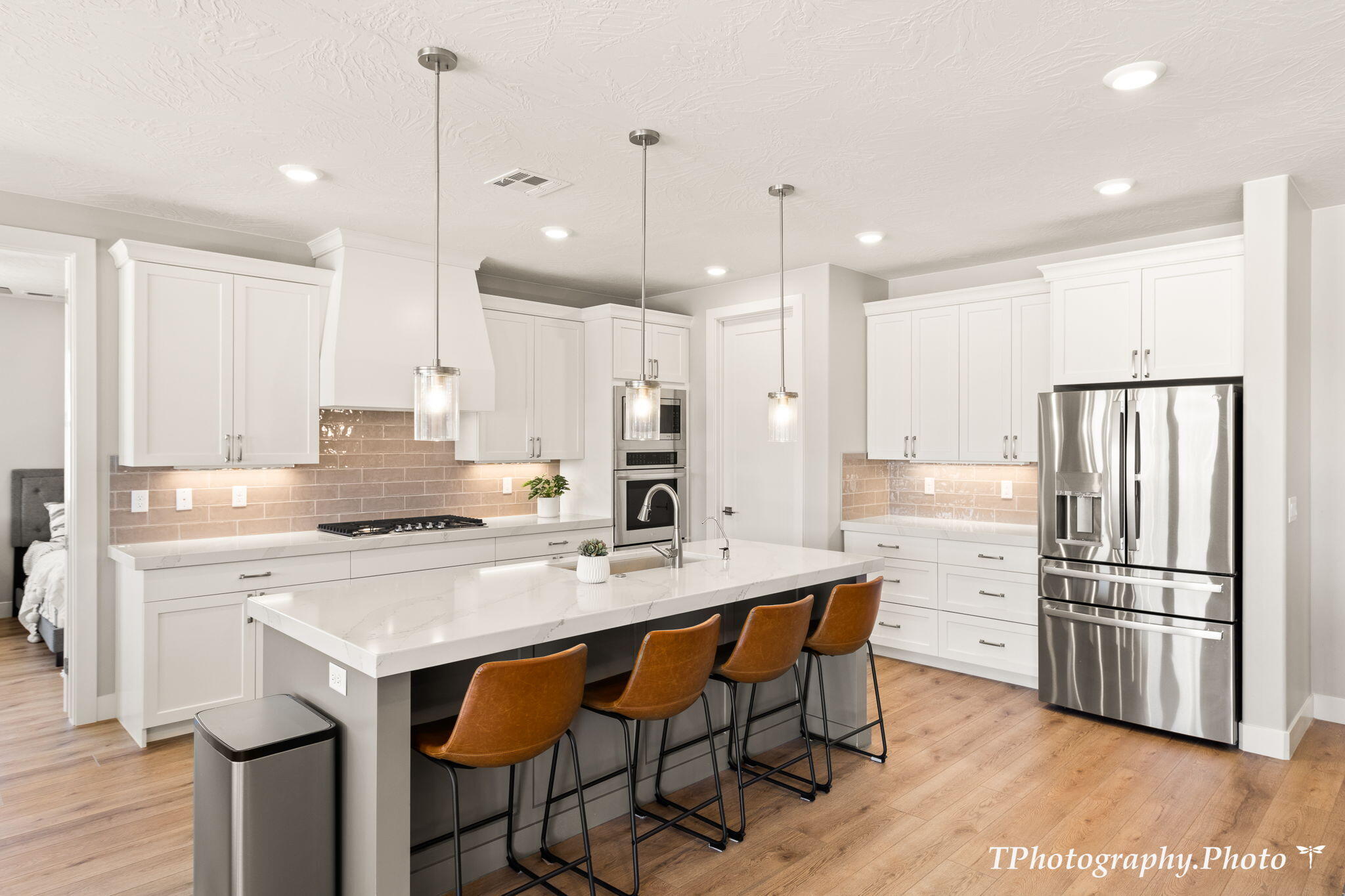 2148 E Cobblecreek DR