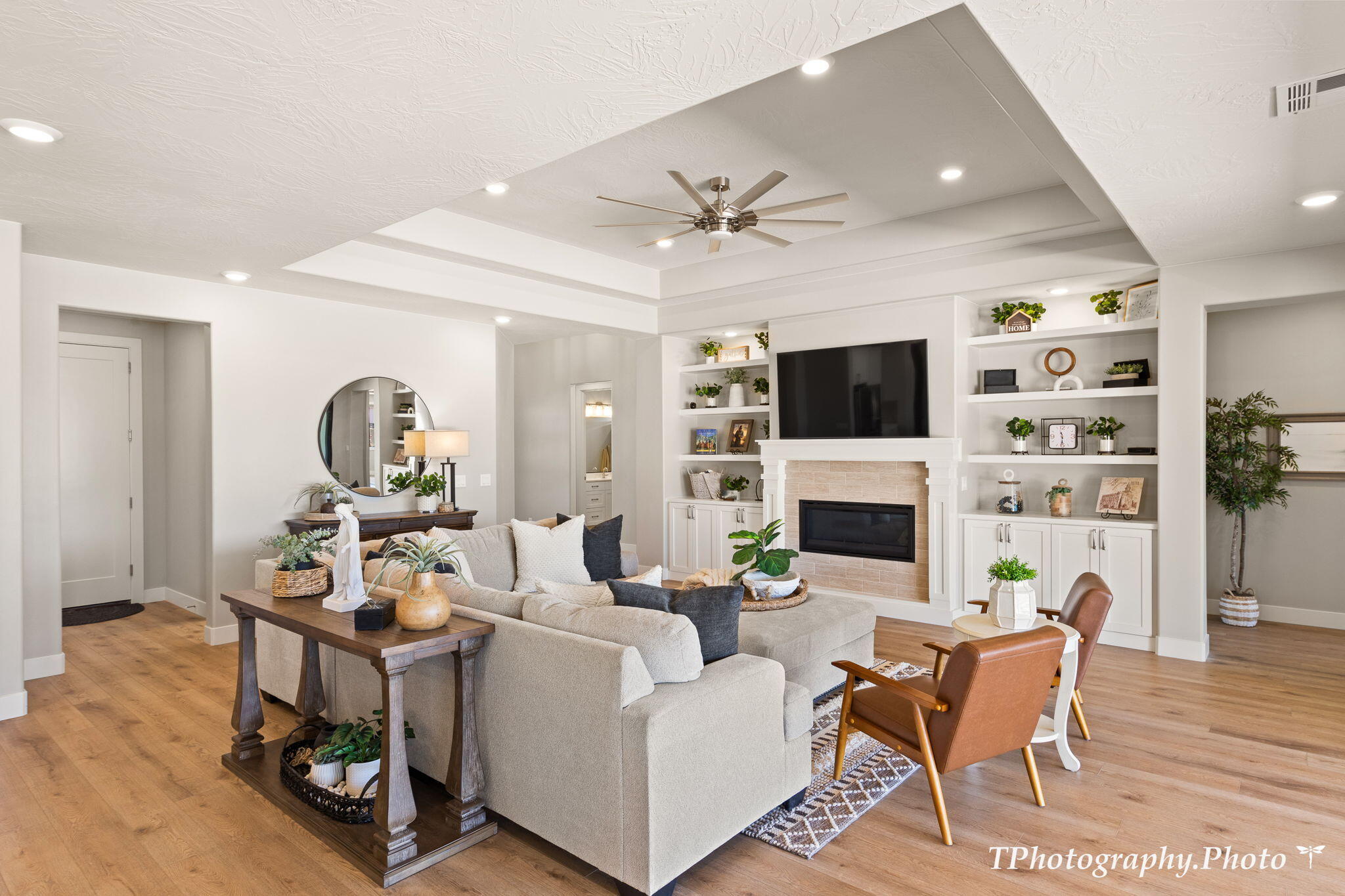 2148 E Cobblecreek DR