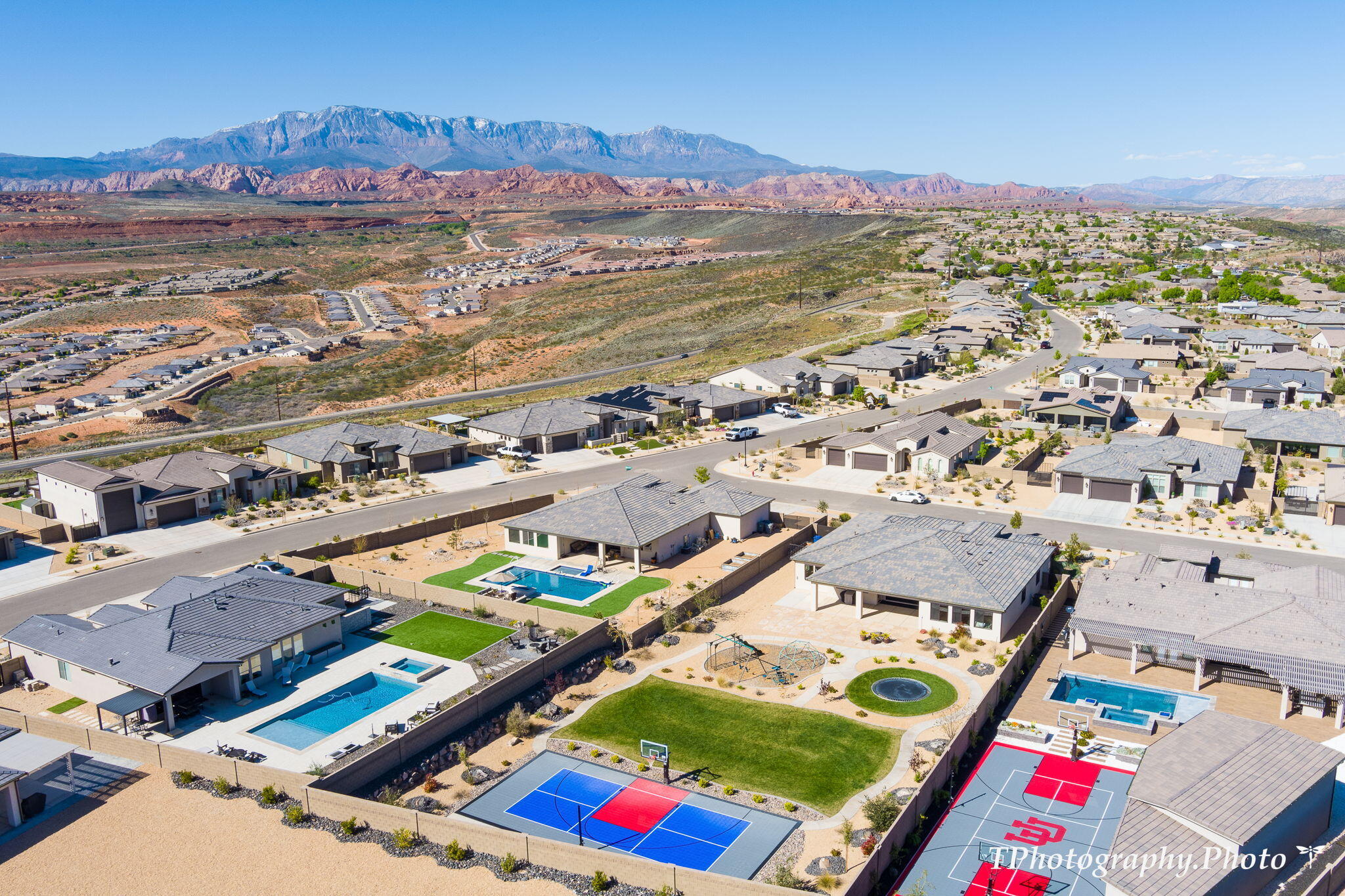 2148 E Cobblecreek DR