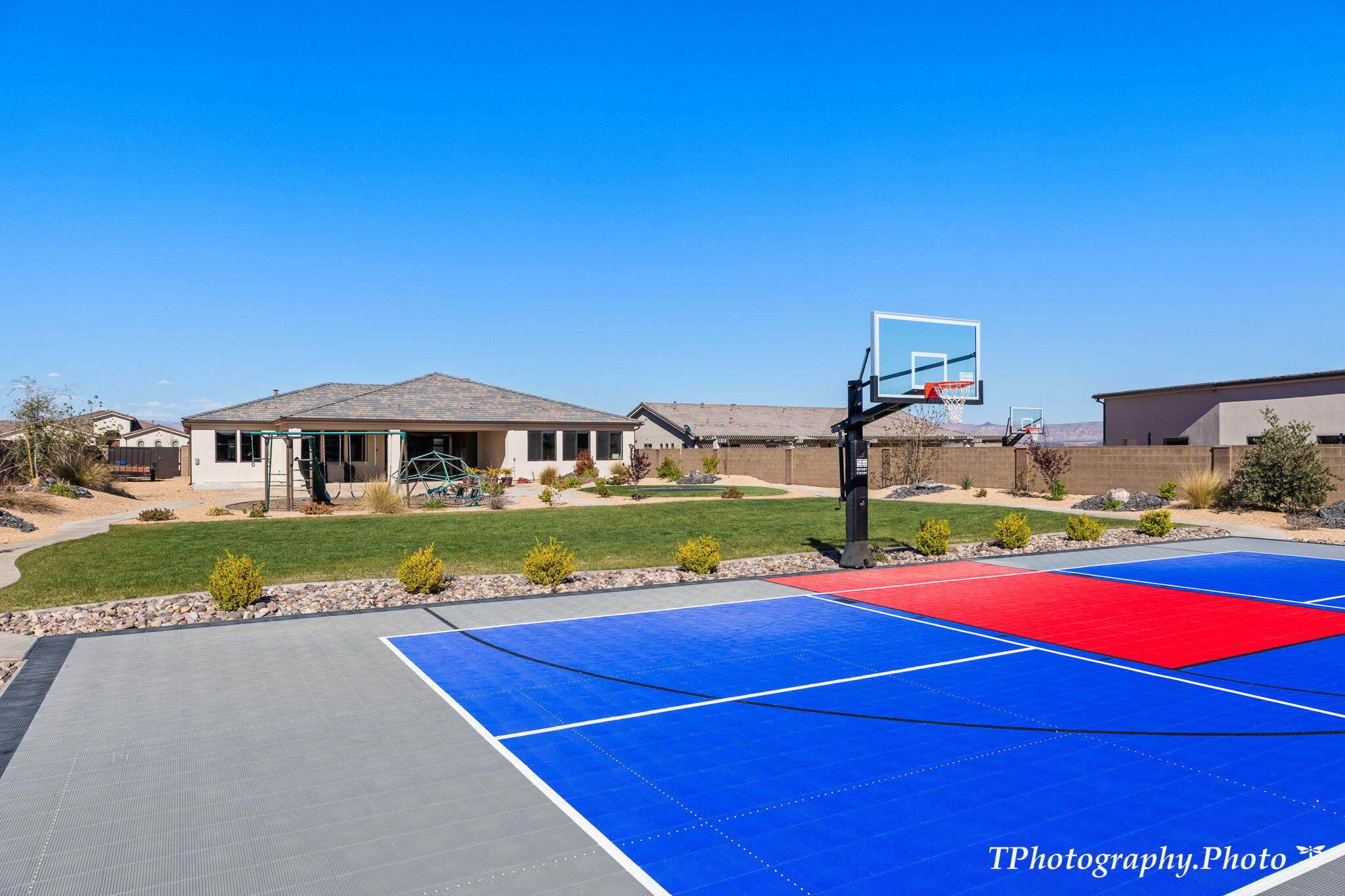 2148 E Cobblecreek DR