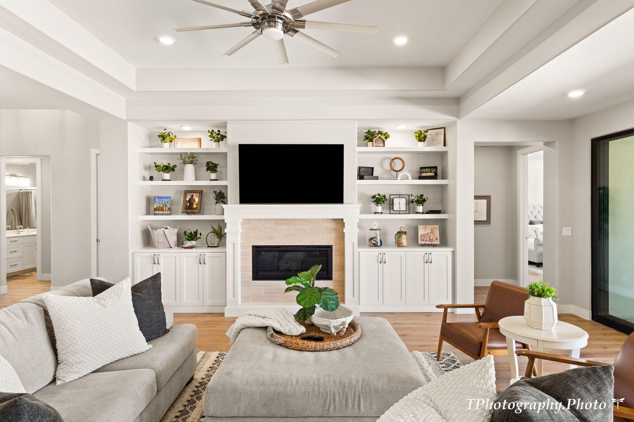 2148 E Cobblecreek DR