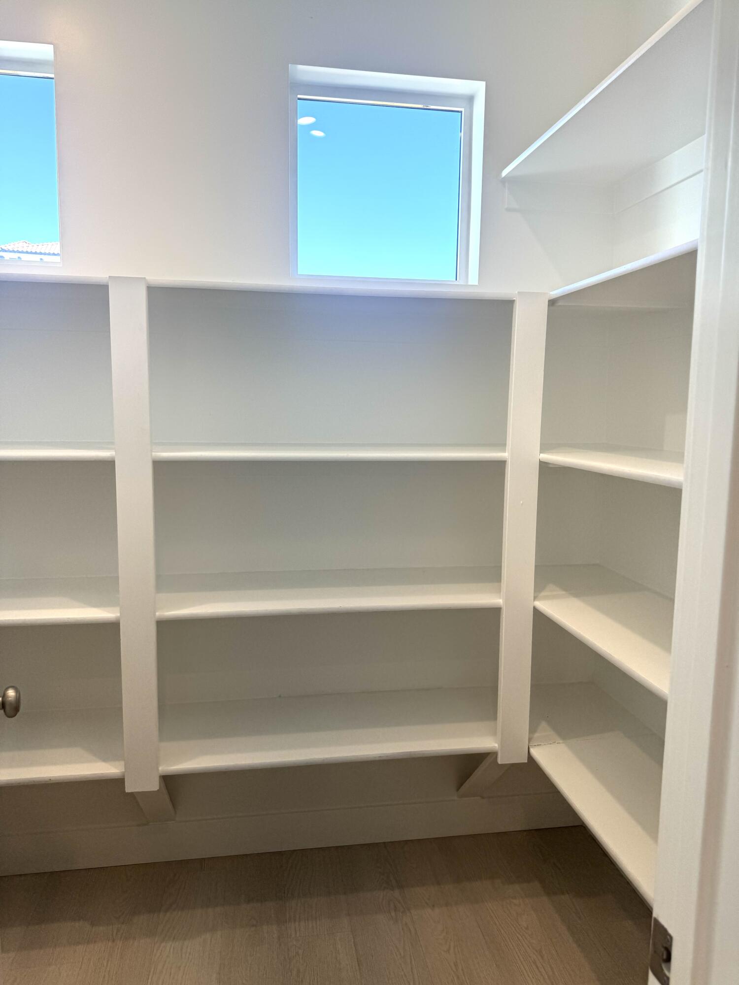 5670 S Carnelian Parkway