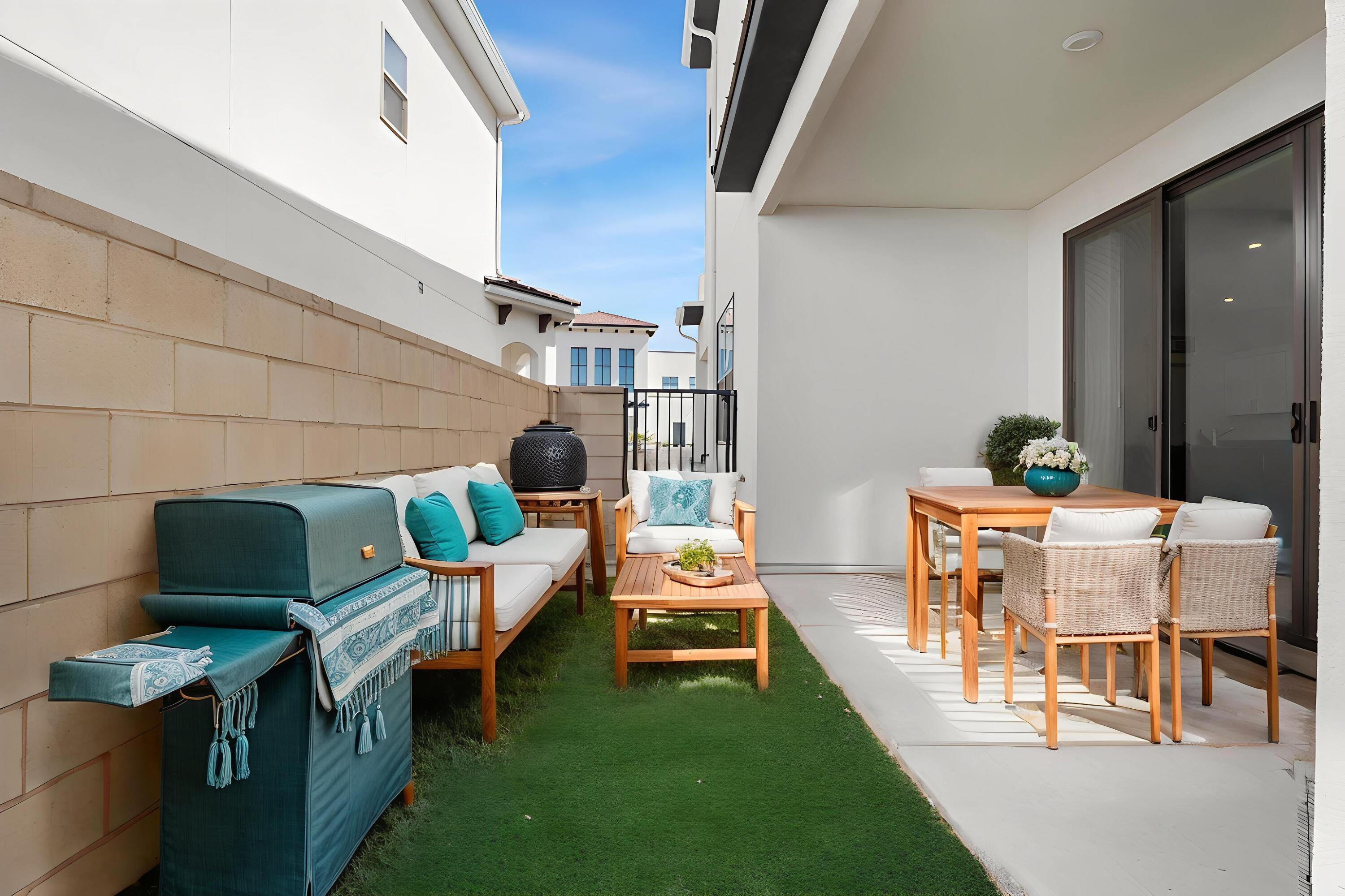 5670 S Carnelian Parkway