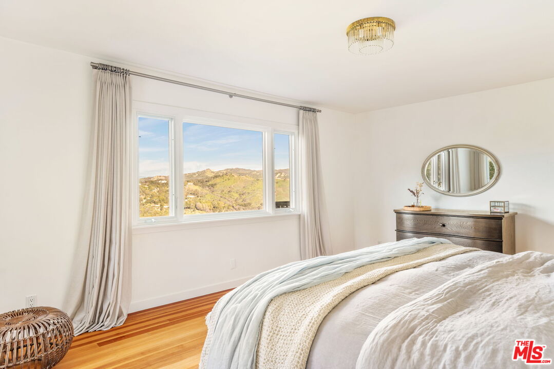 20155 Observation Dr