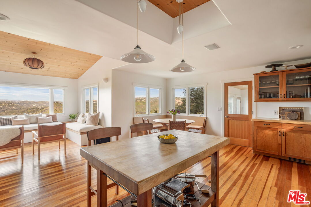 20155 Observation Dr