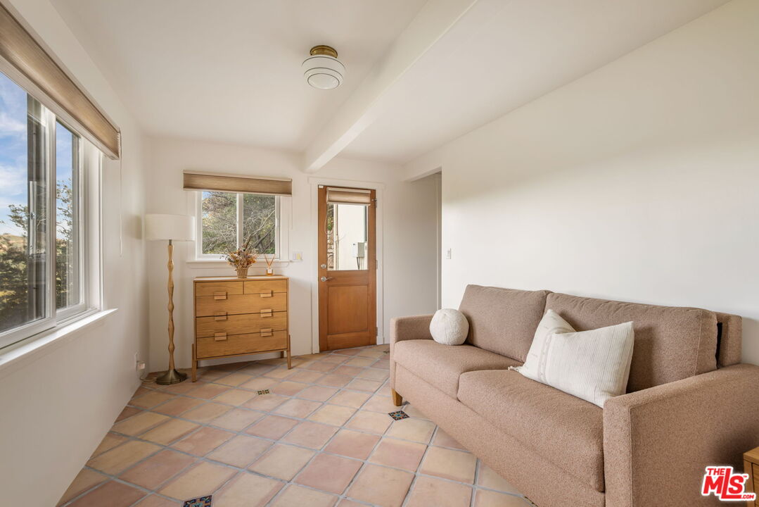 20155 Observation Dr