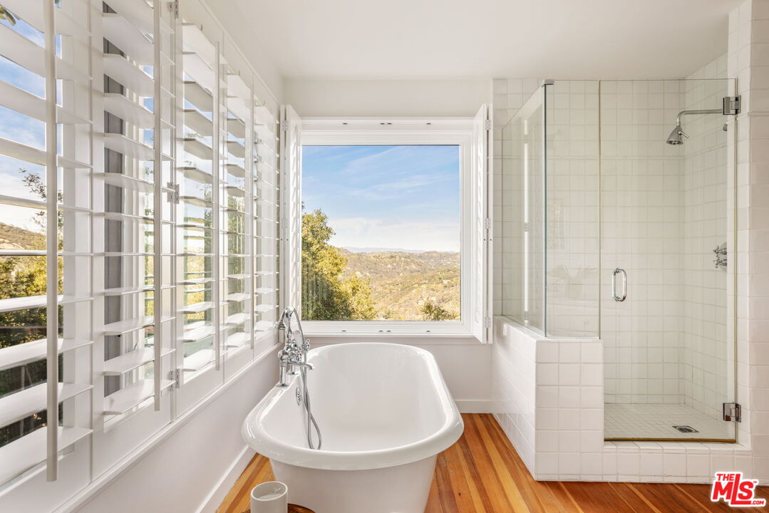 20155 Observation Dr