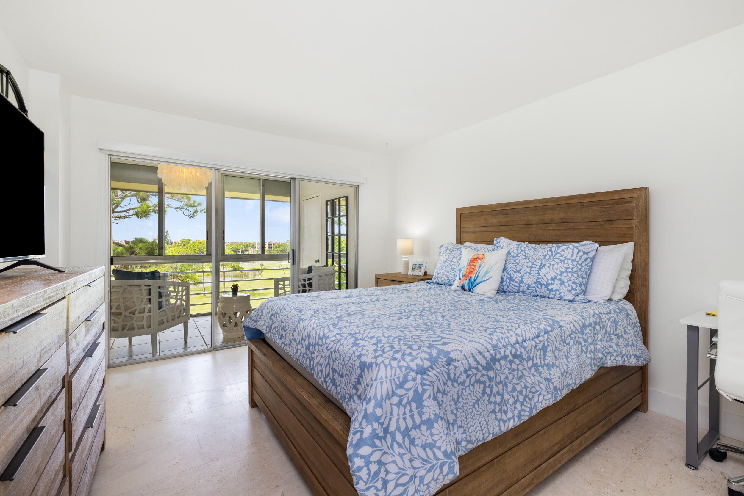 3654 VIA POINCIANA 603