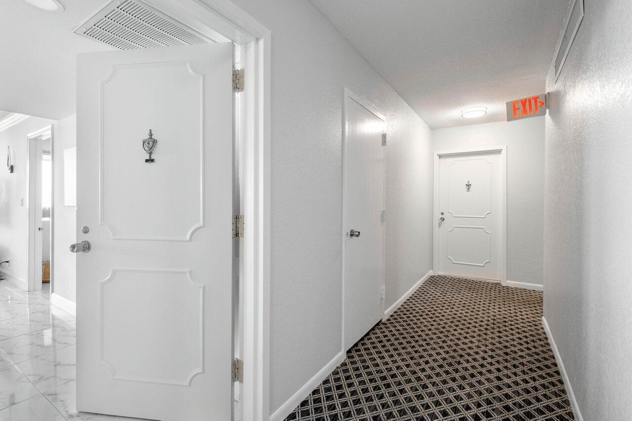 2000 Presidential Way 1702