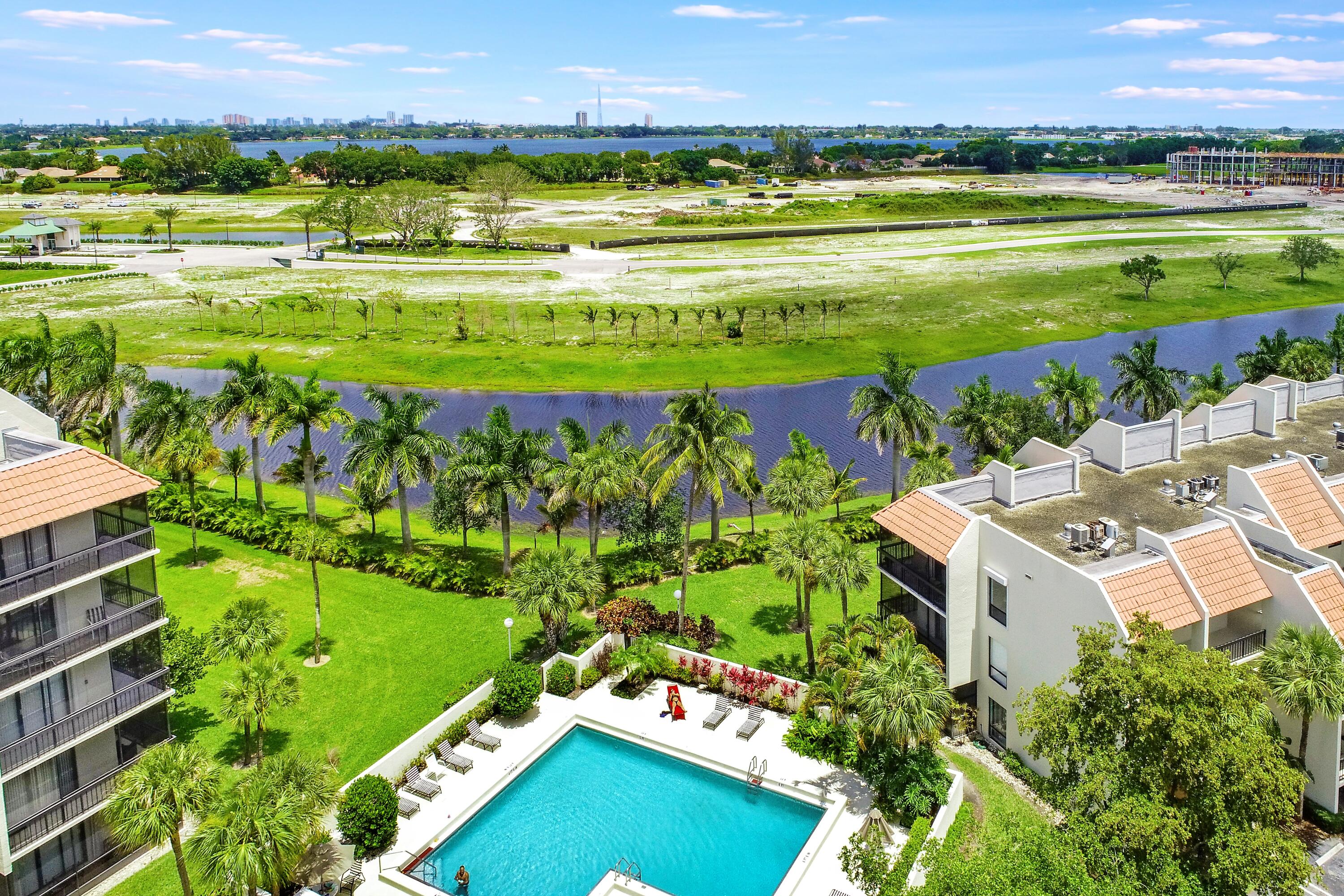 2500 Presidential Way 205