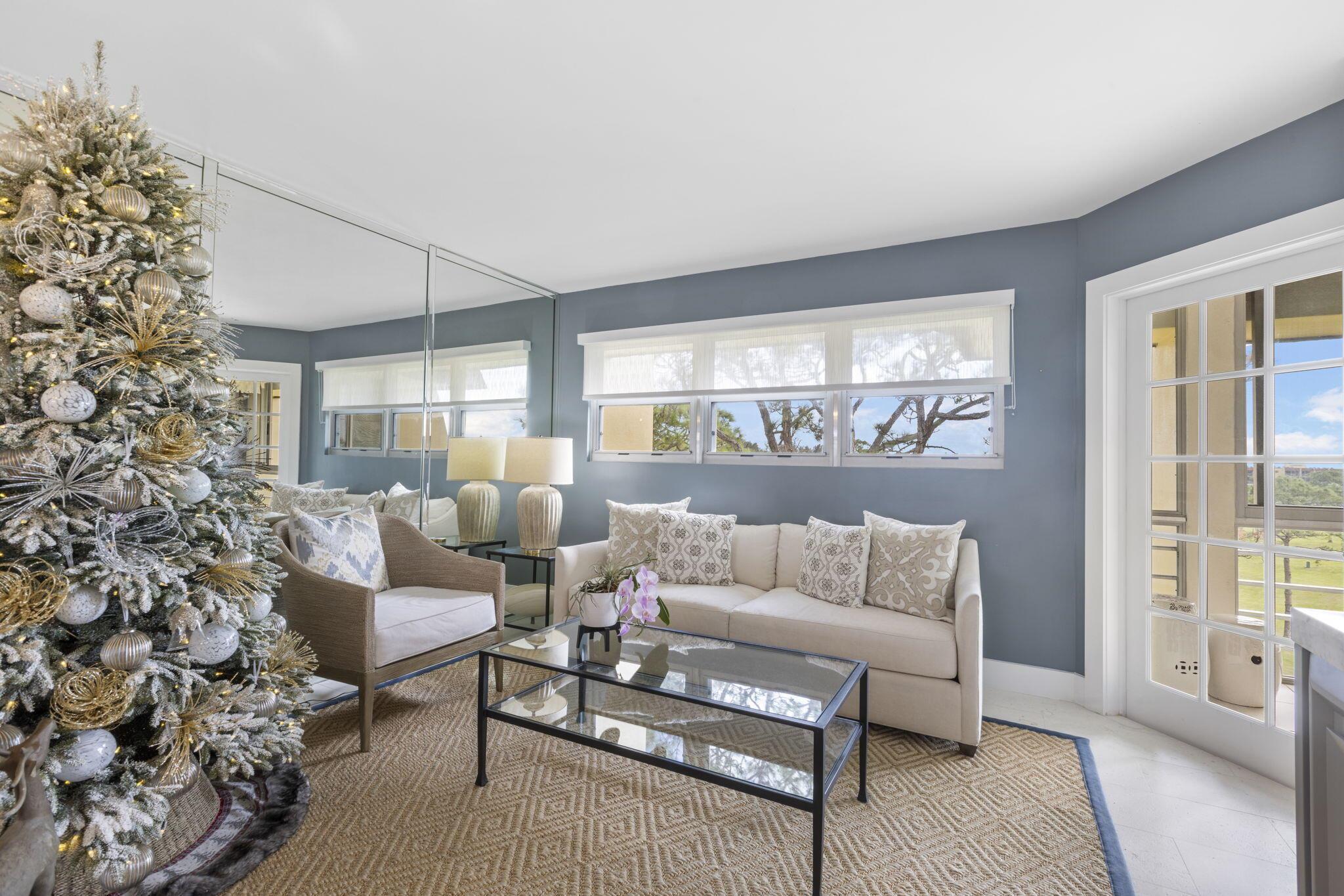 3654 Via Poinciana 603