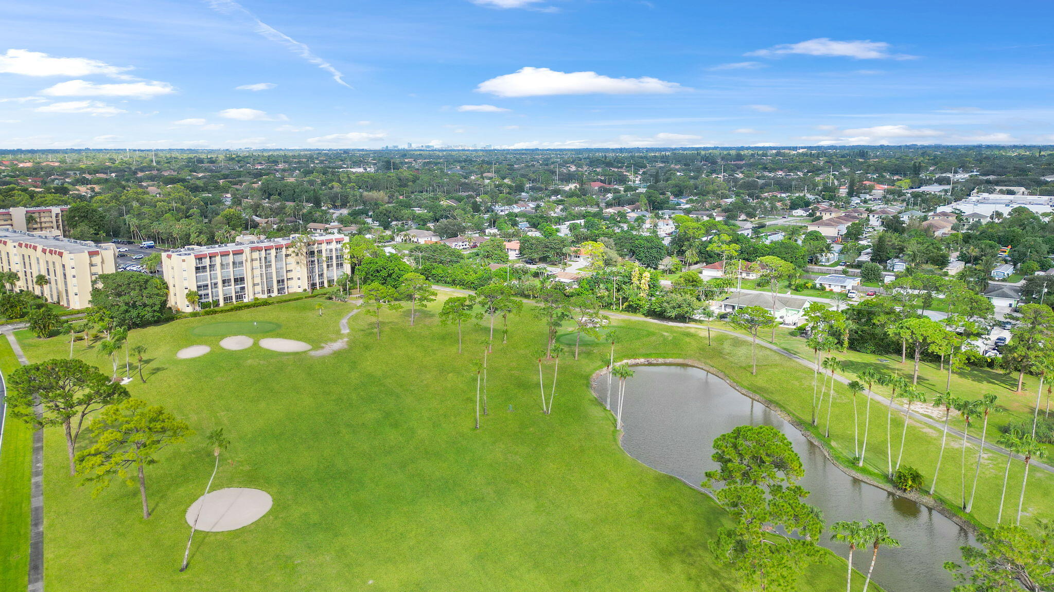 3654 Via Poinciana 603