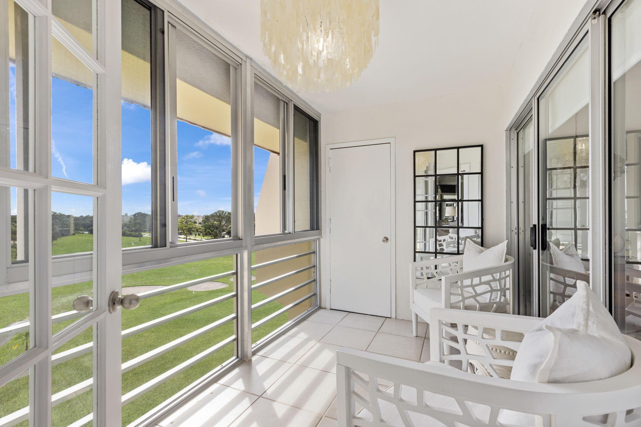 3654 Via Poinciana 603