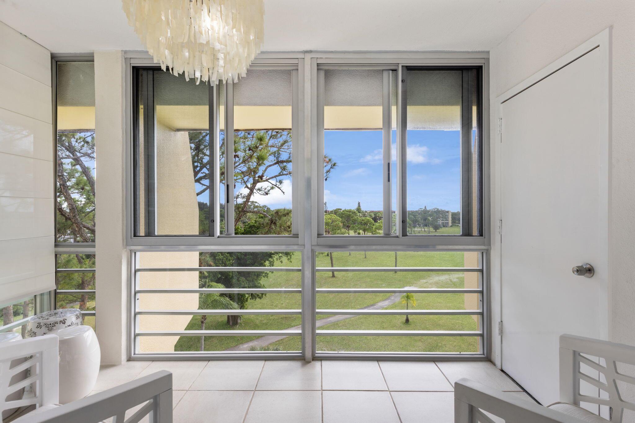 3654 Via Poinciana 603