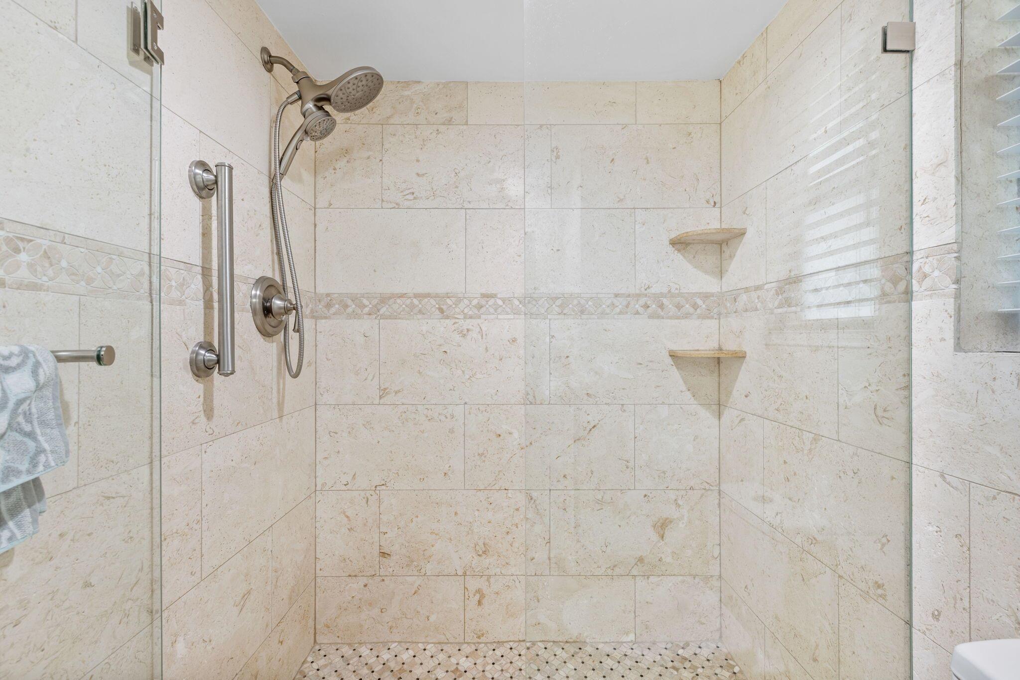 3654 Via Poinciana 603