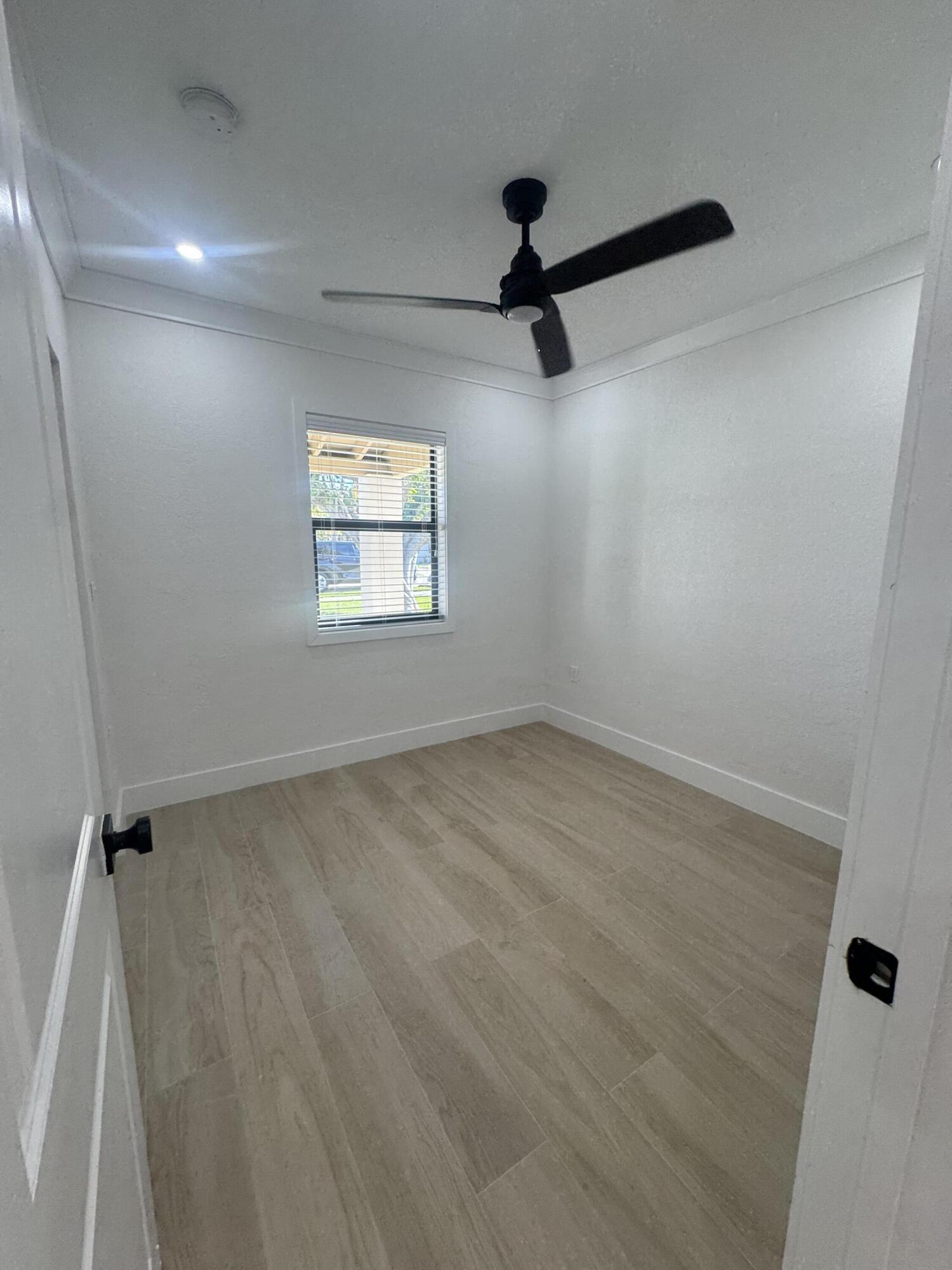 3015 Robert Road