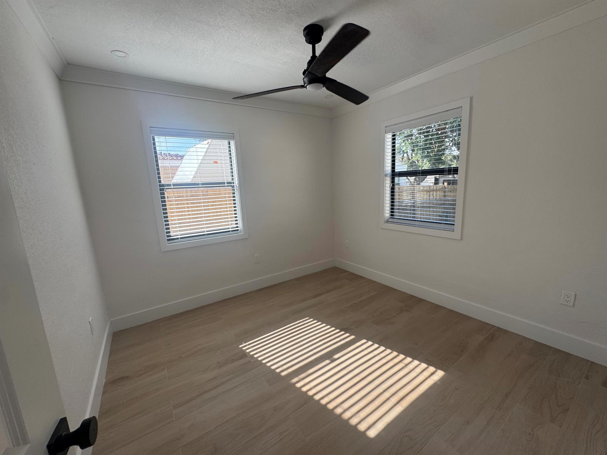 3015 Robert Road