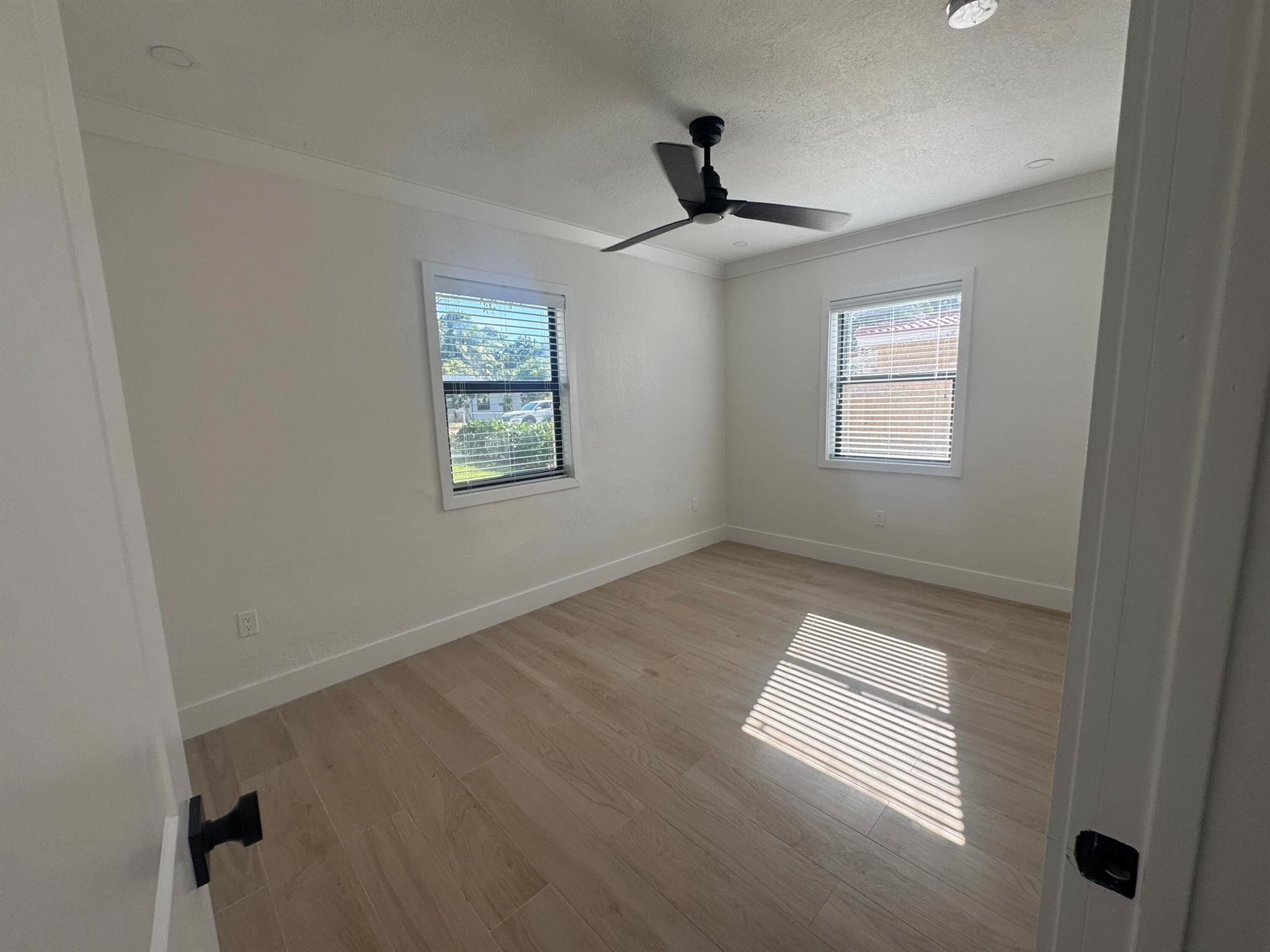 3015 Robert Road