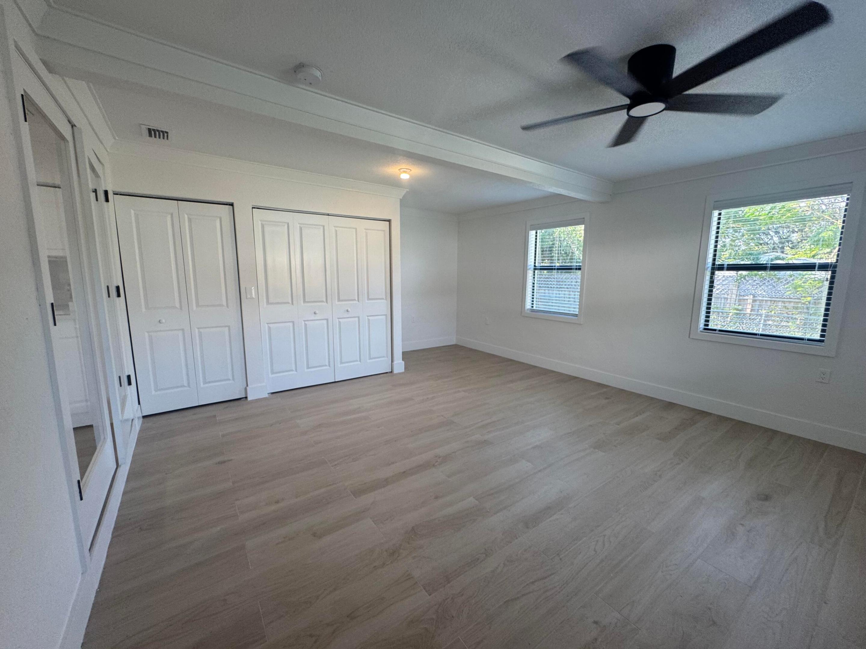 3015 Robert Road