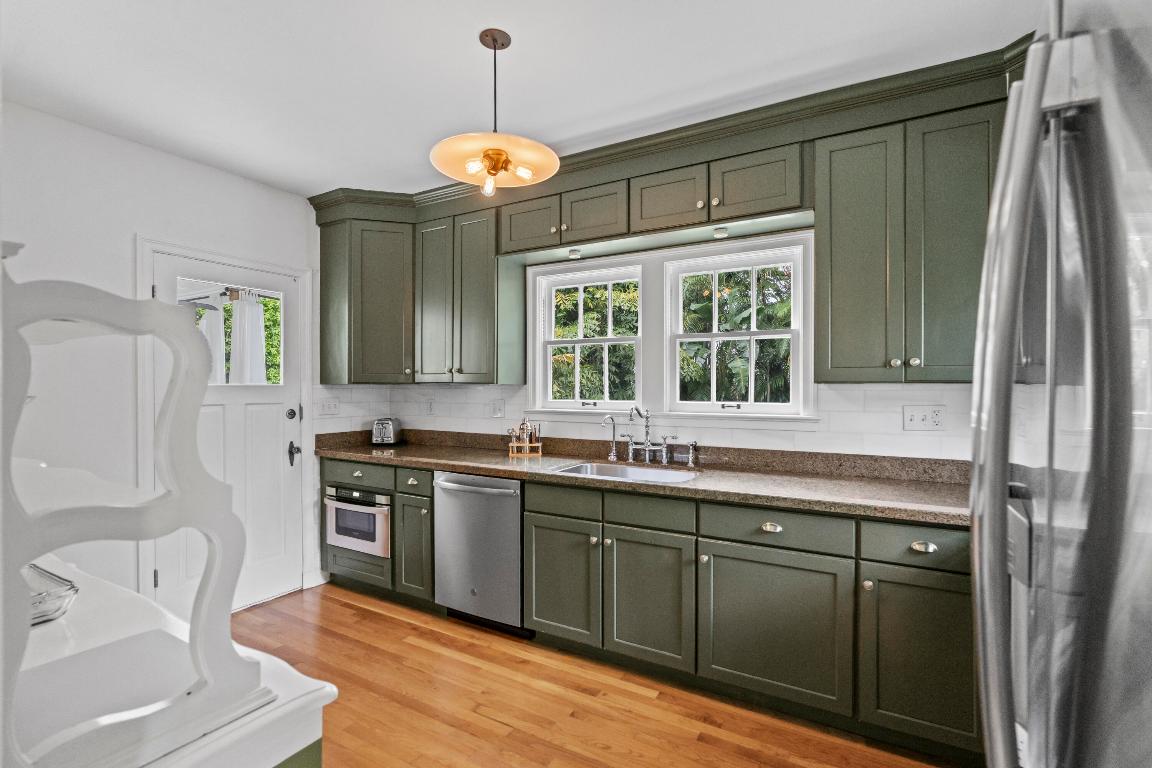 228 Walton Boulevard