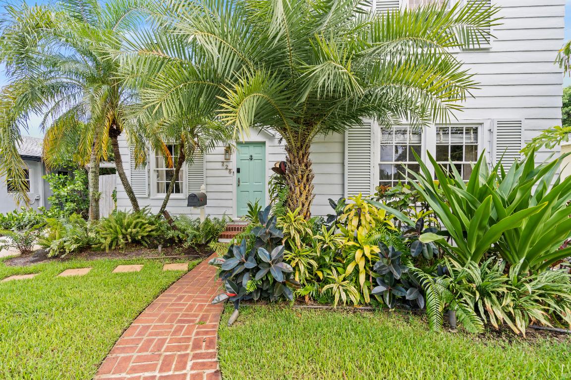 228 Walton Boulevard