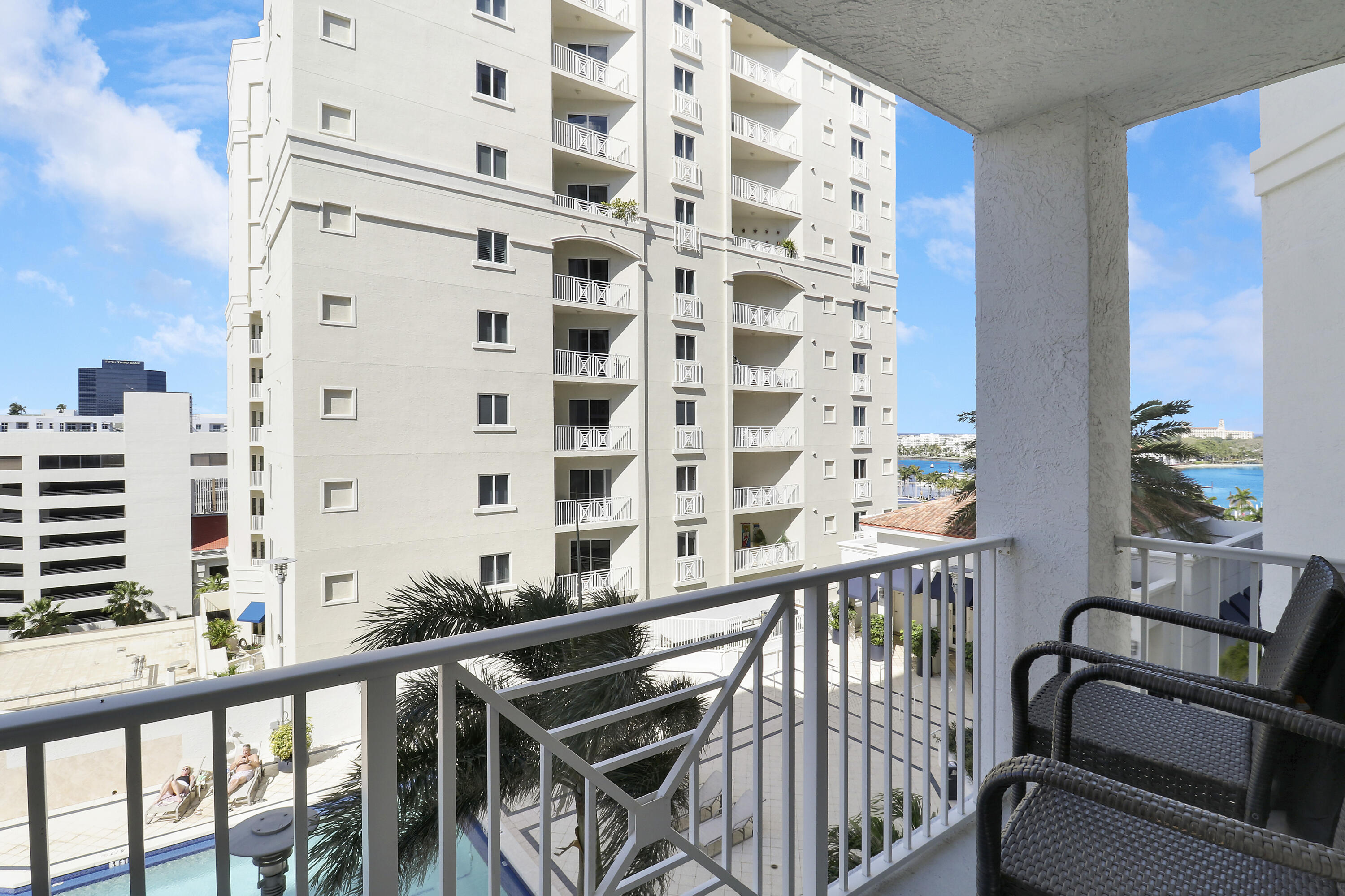255 Evernia Street 801