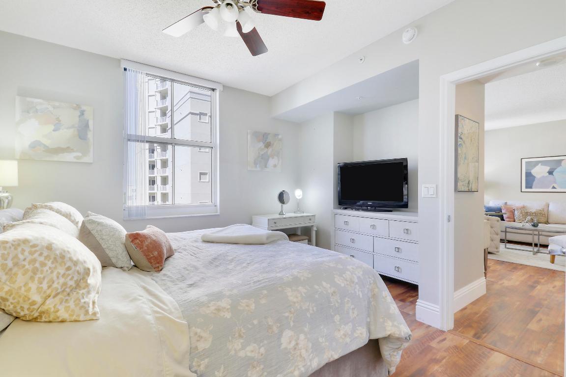 255 Evernia Street 801