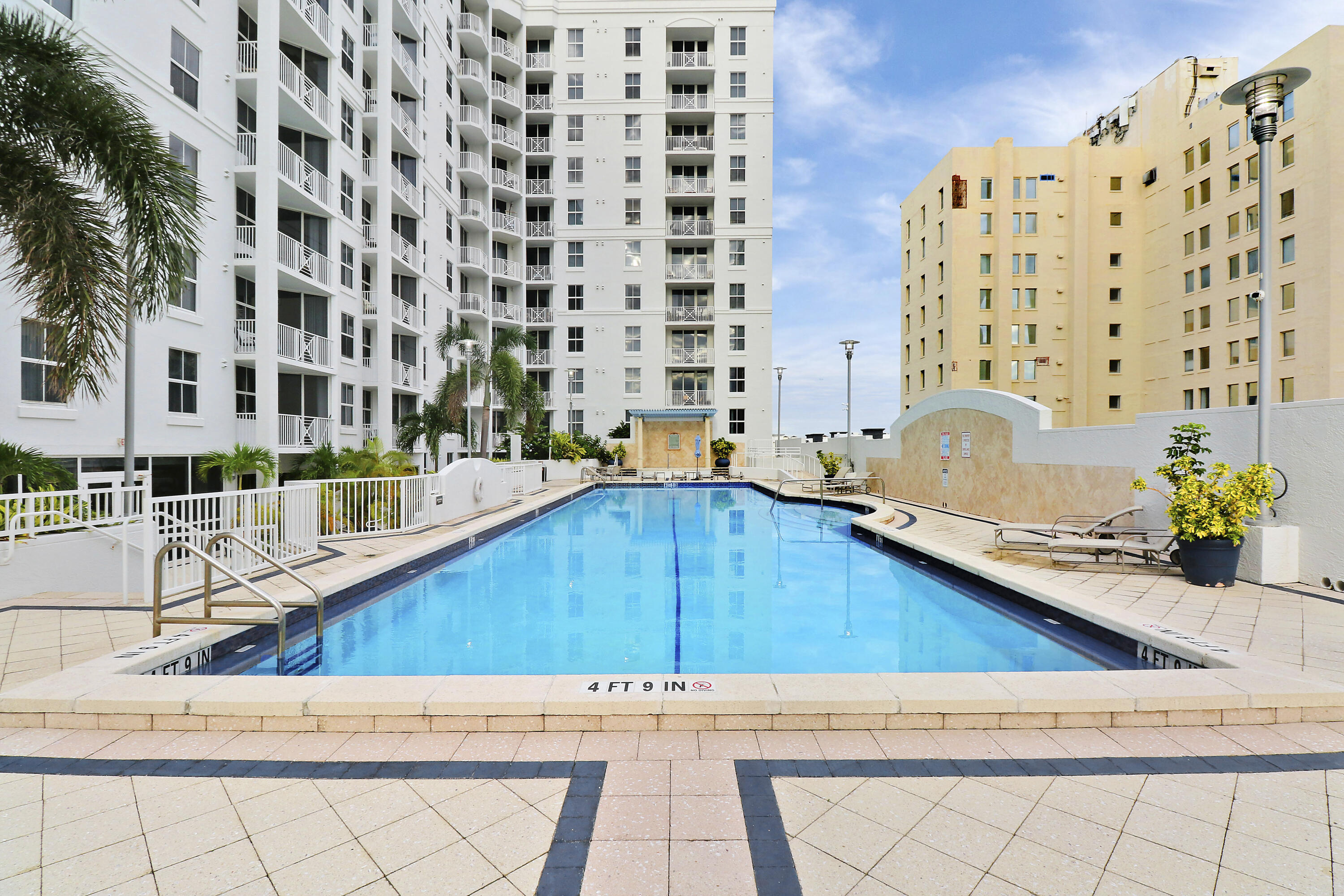 255 Evernia Street 801