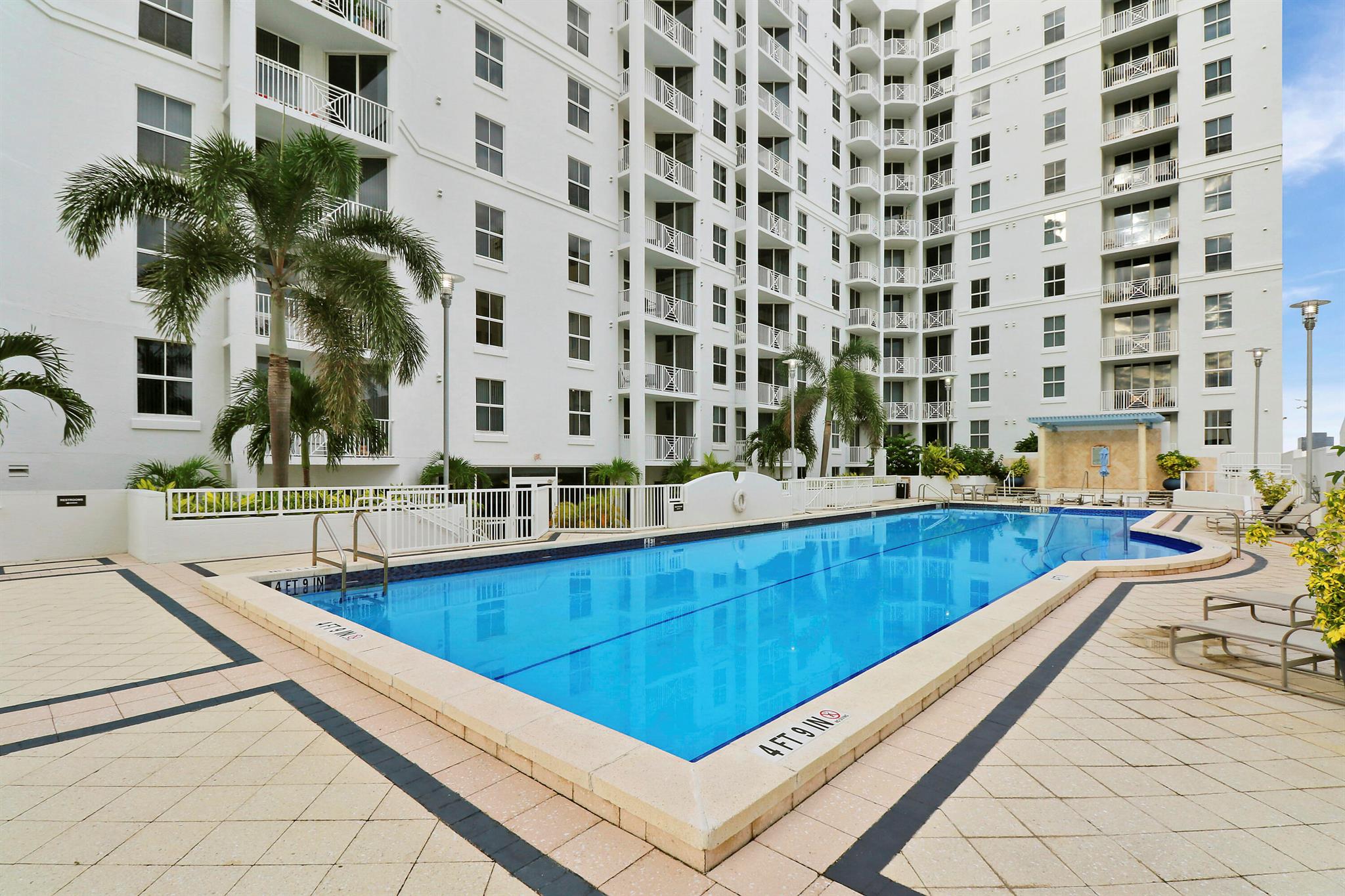 255 Evernia Street 801