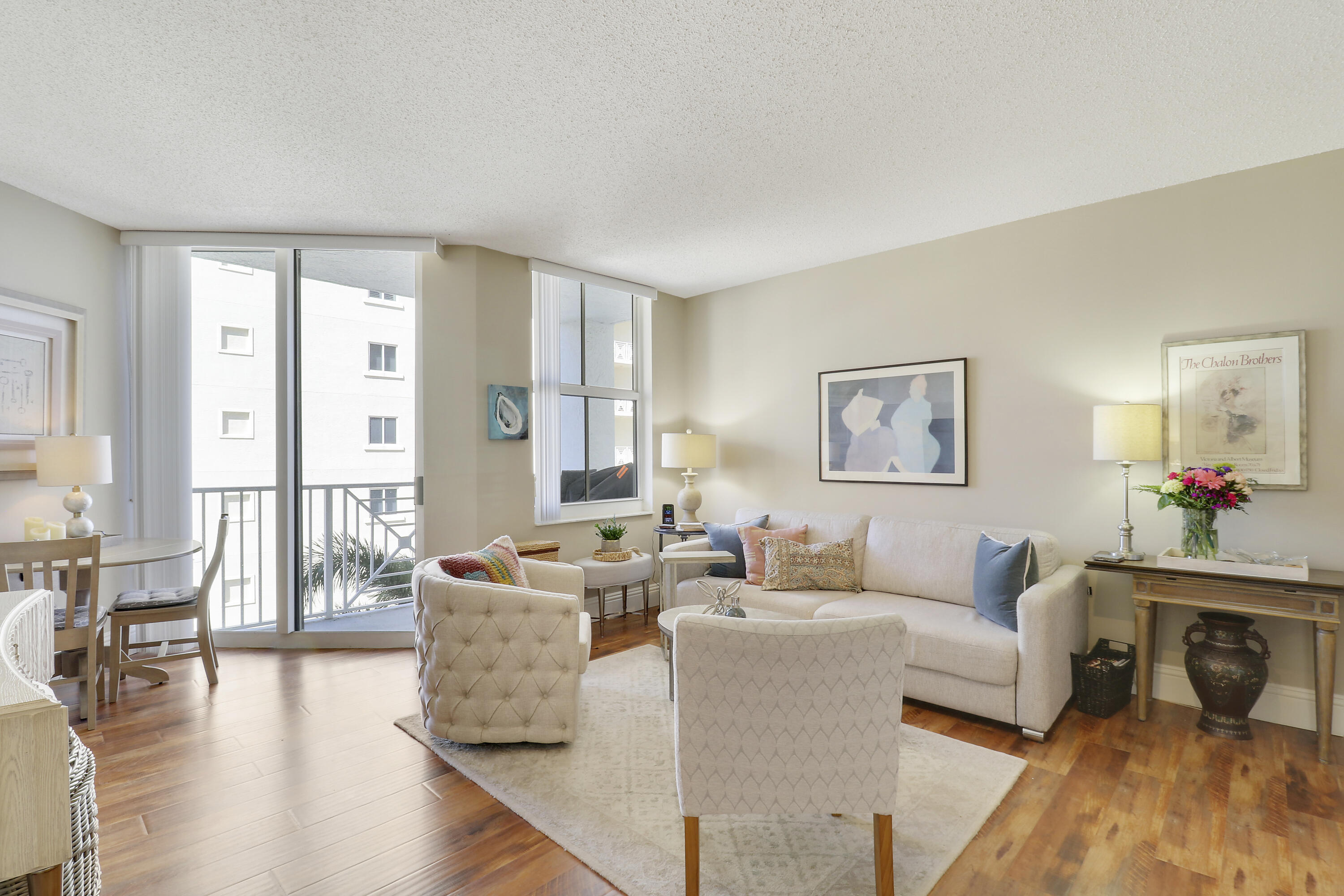 255 Evernia Street 801