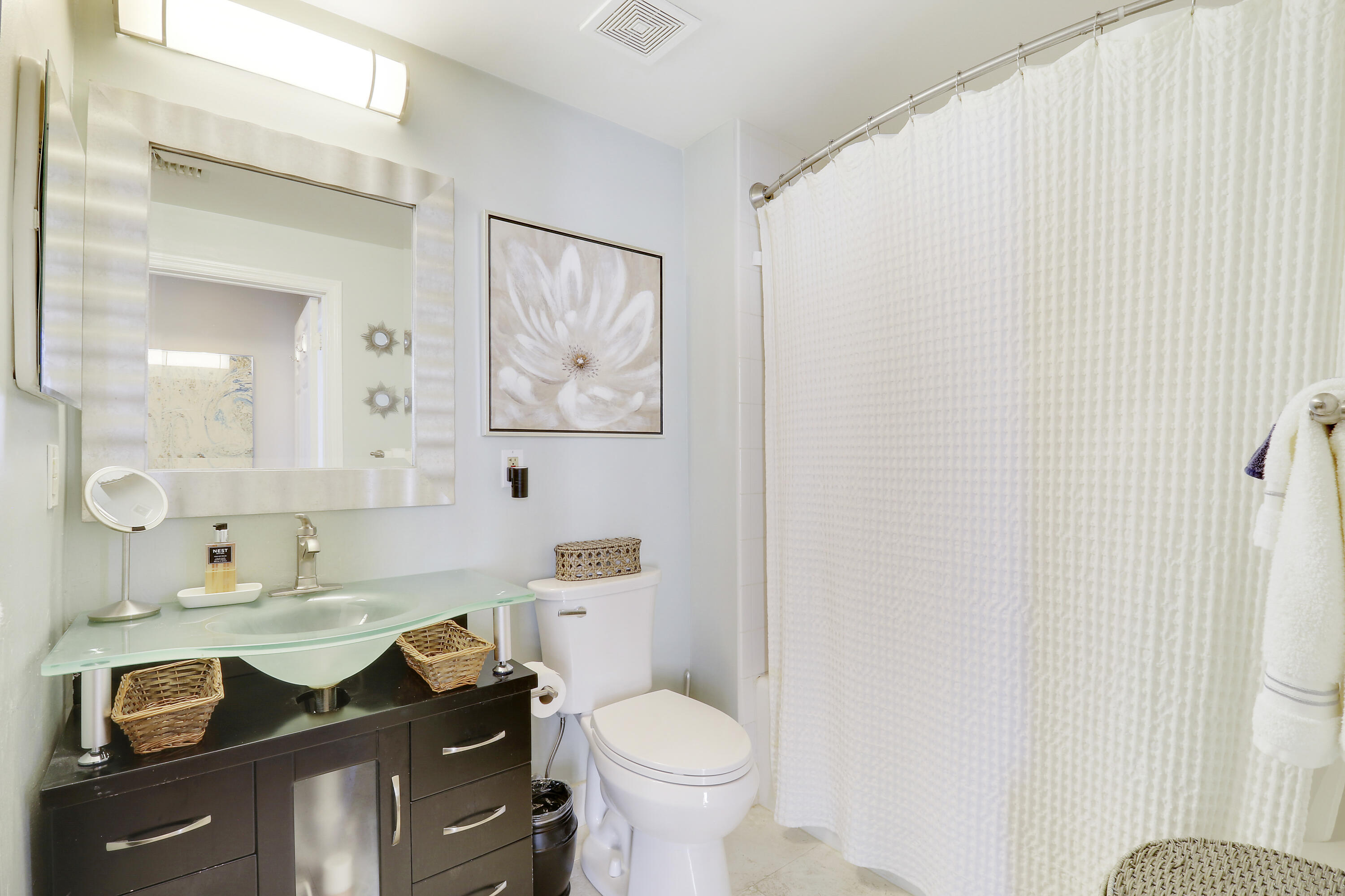 255 Evernia Street 801