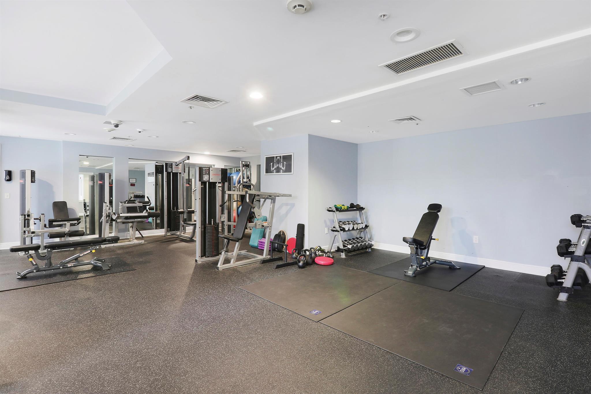 255 Evernia Street 801