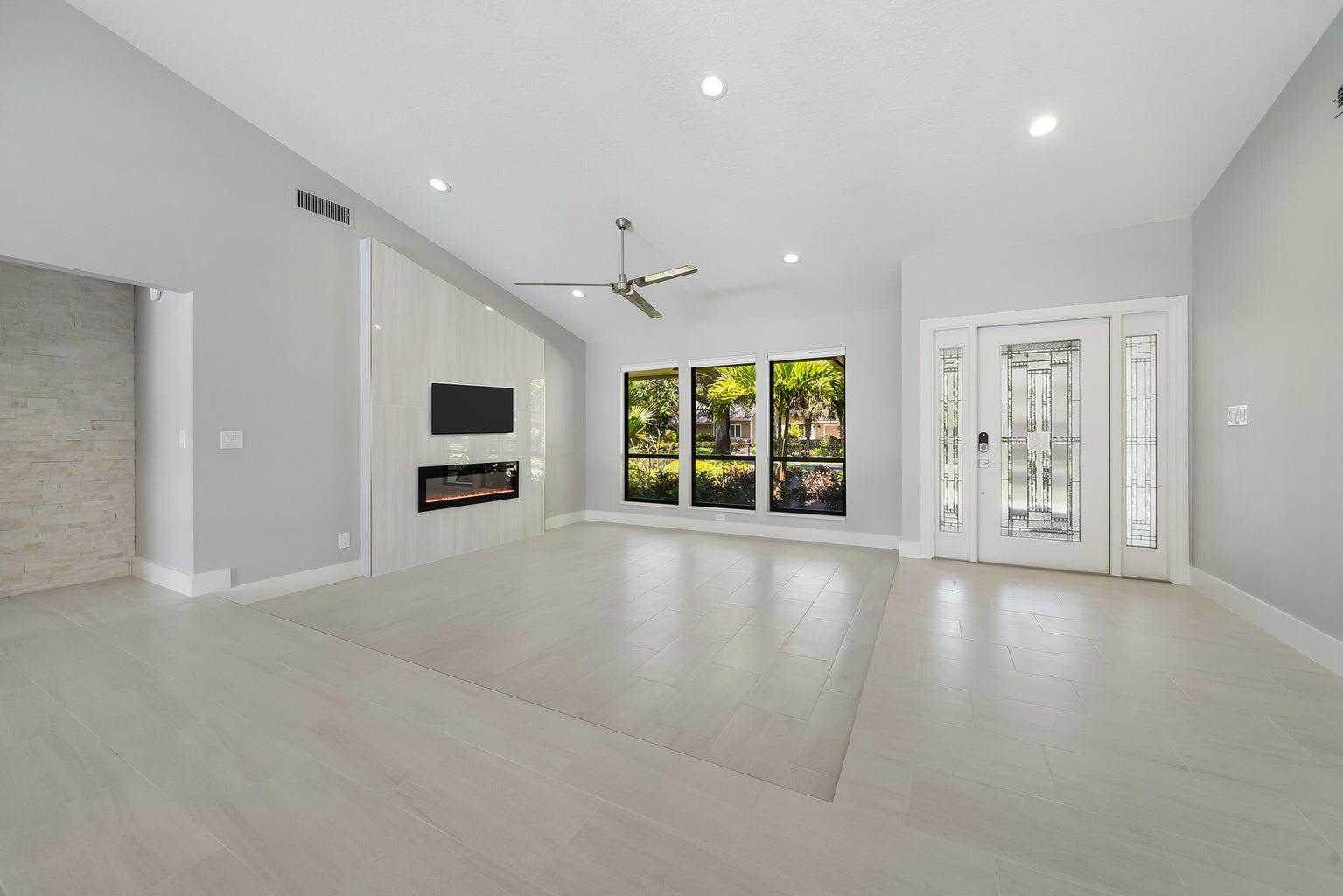 18721 SE River Ridge Road