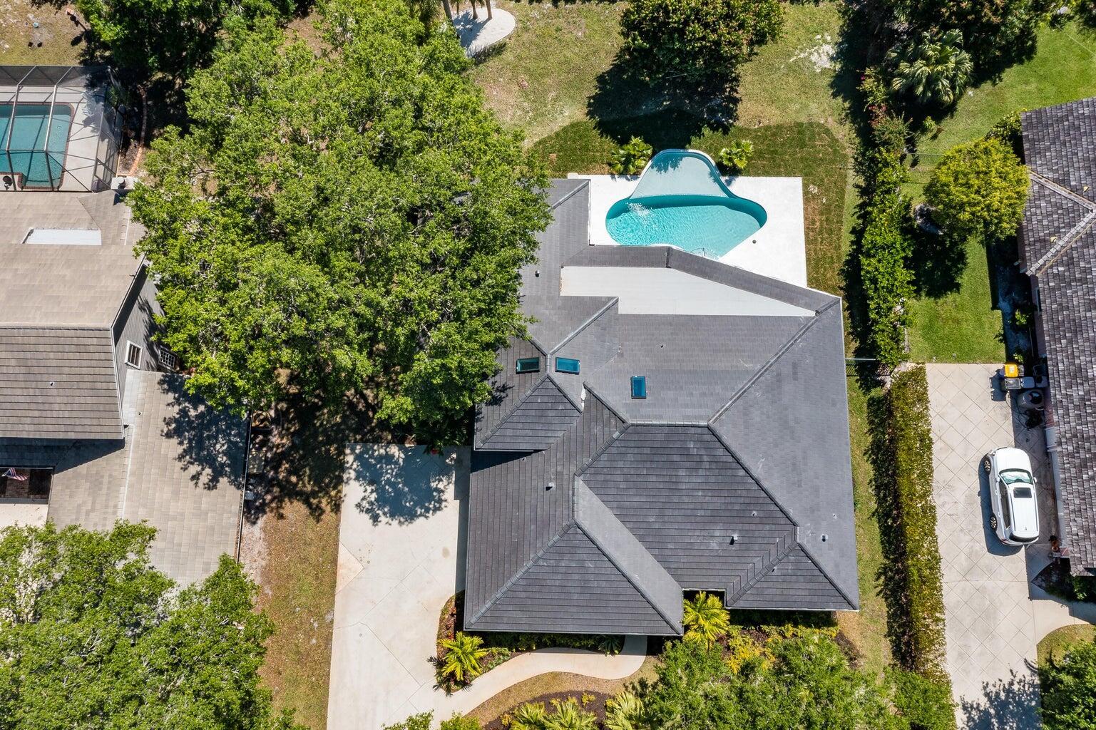 18721 SE River Ridge Road