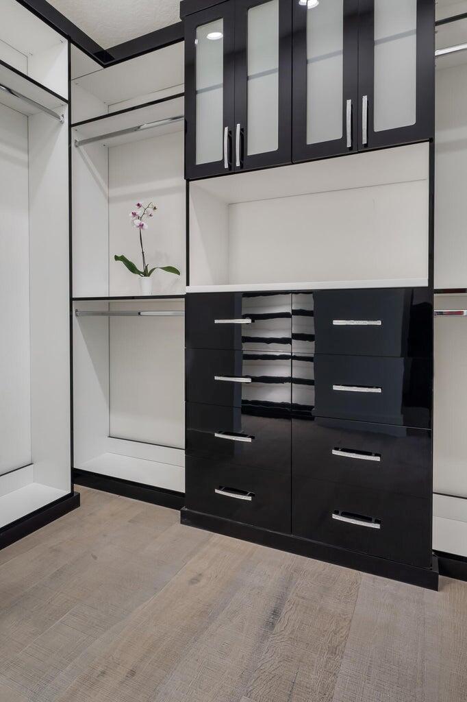 18721 SE River Ridge Road