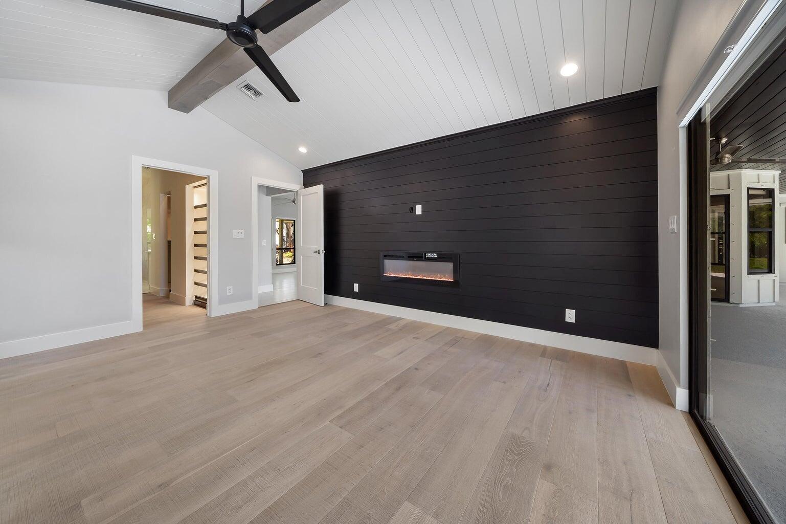 18721 SE River Ridge Road