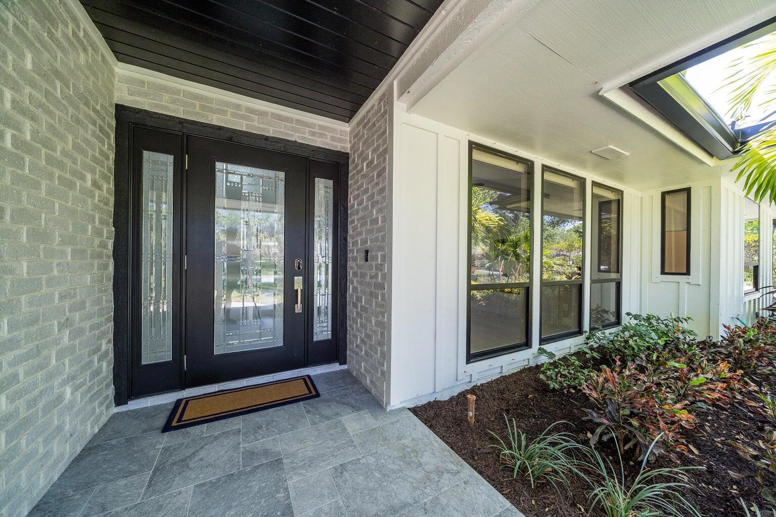 18721 SE River Ridge Road