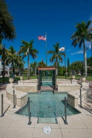 18721 SE River Ridge Road