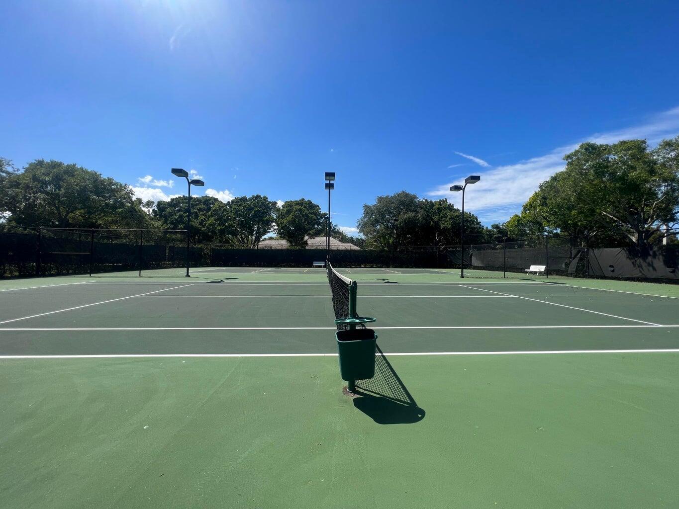 18721 SE River Ridge Road