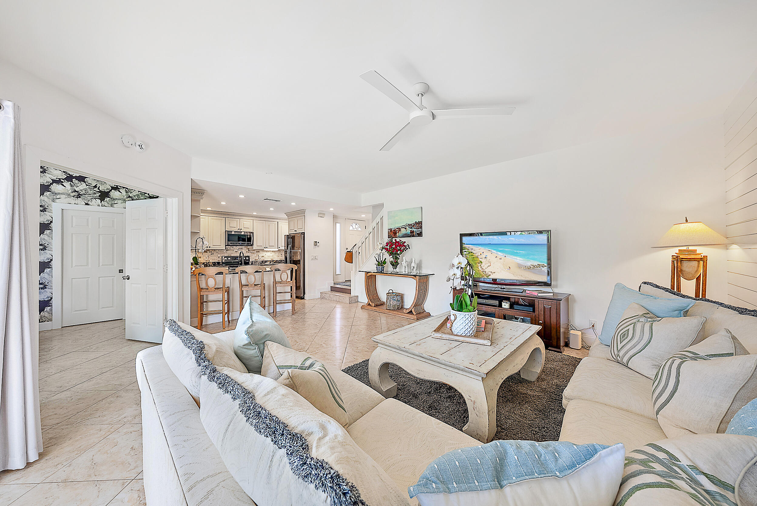 2703 Fairway Drive N