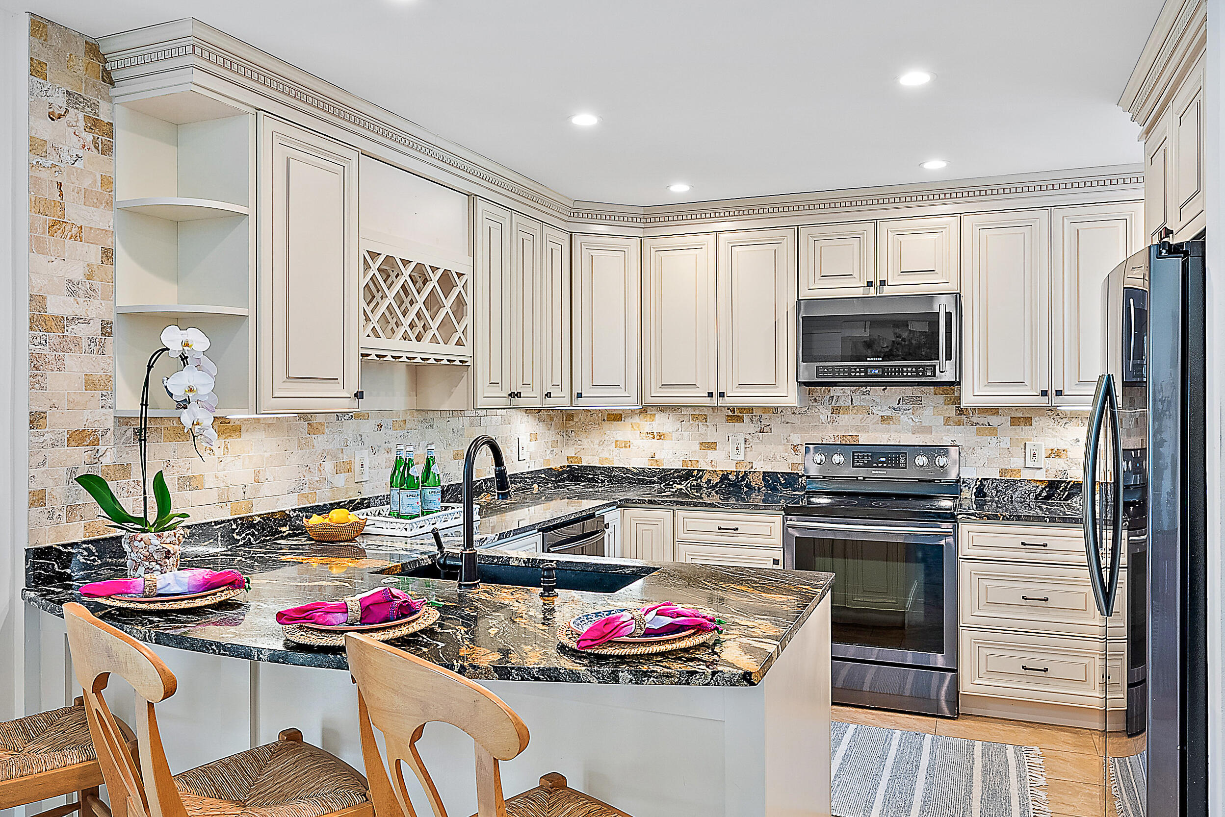 2703 Fairway Drive N