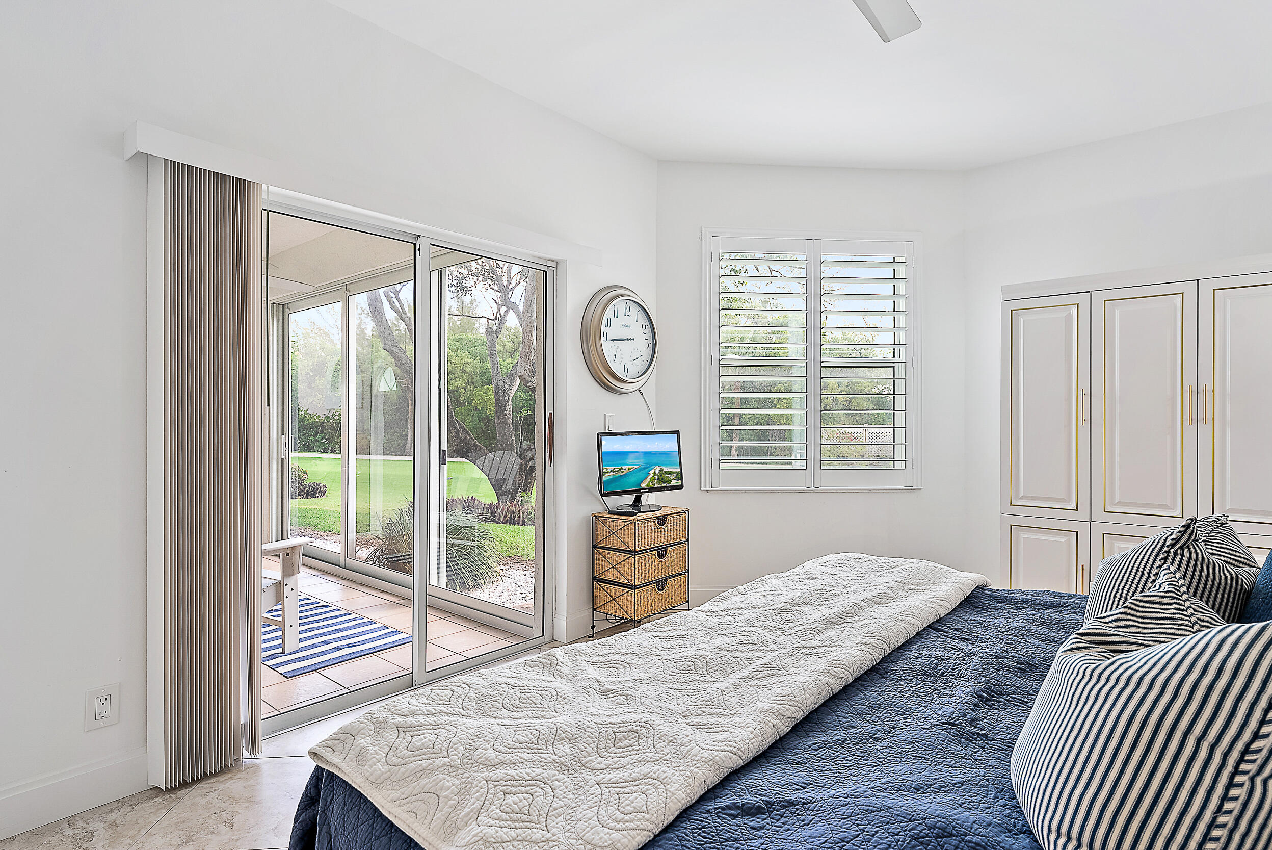 2703 Fairway Drive N