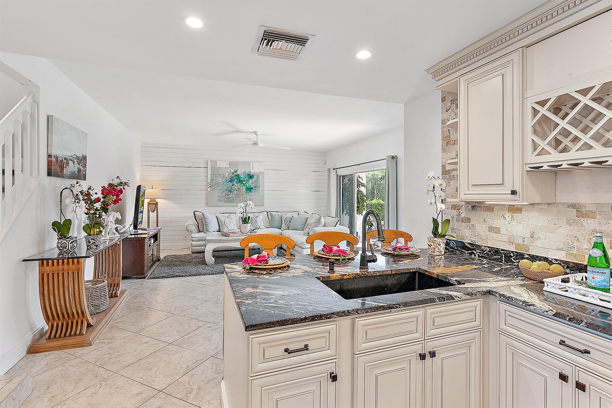 2703 Fairway Drive N