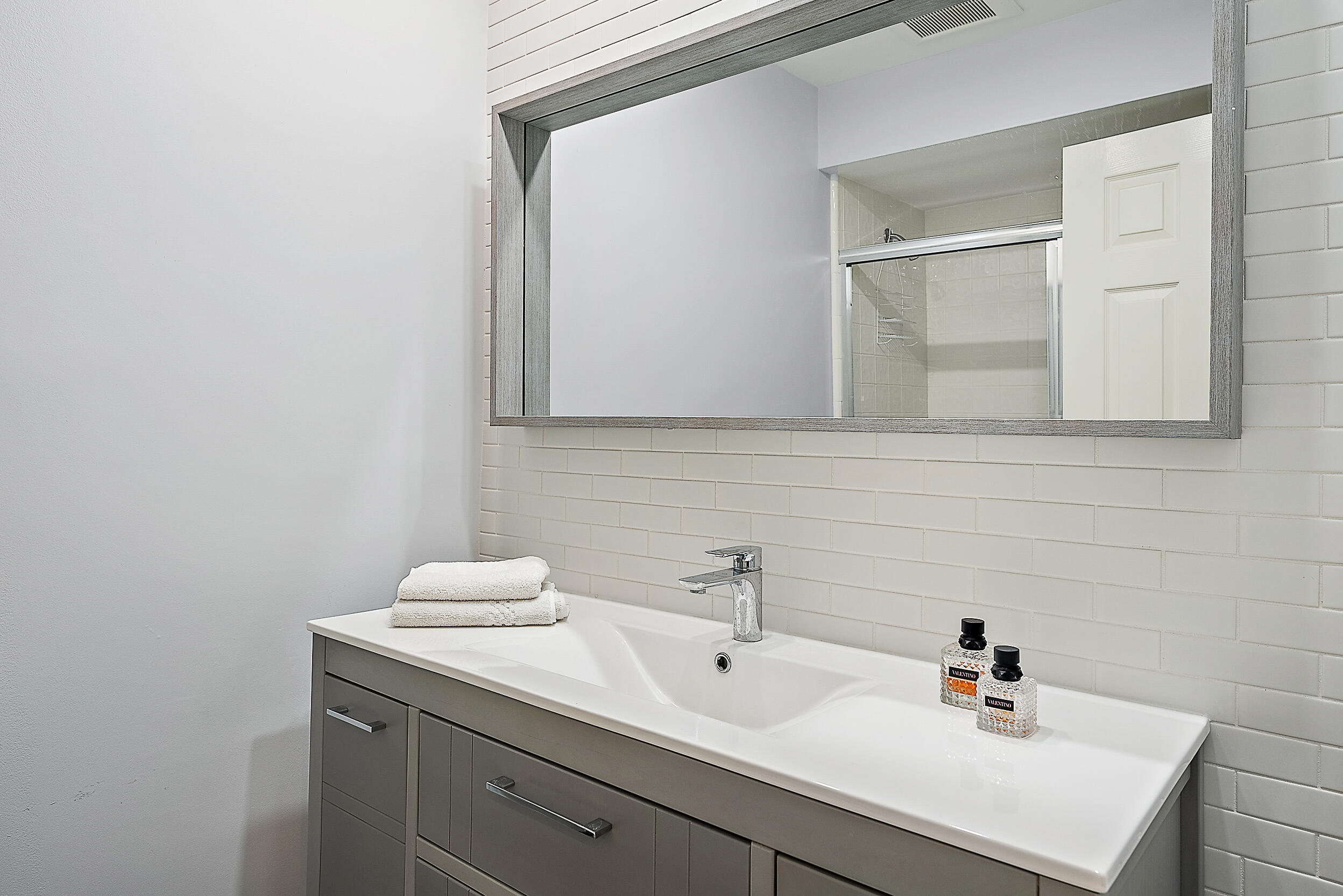 2703 Fairway Drive N