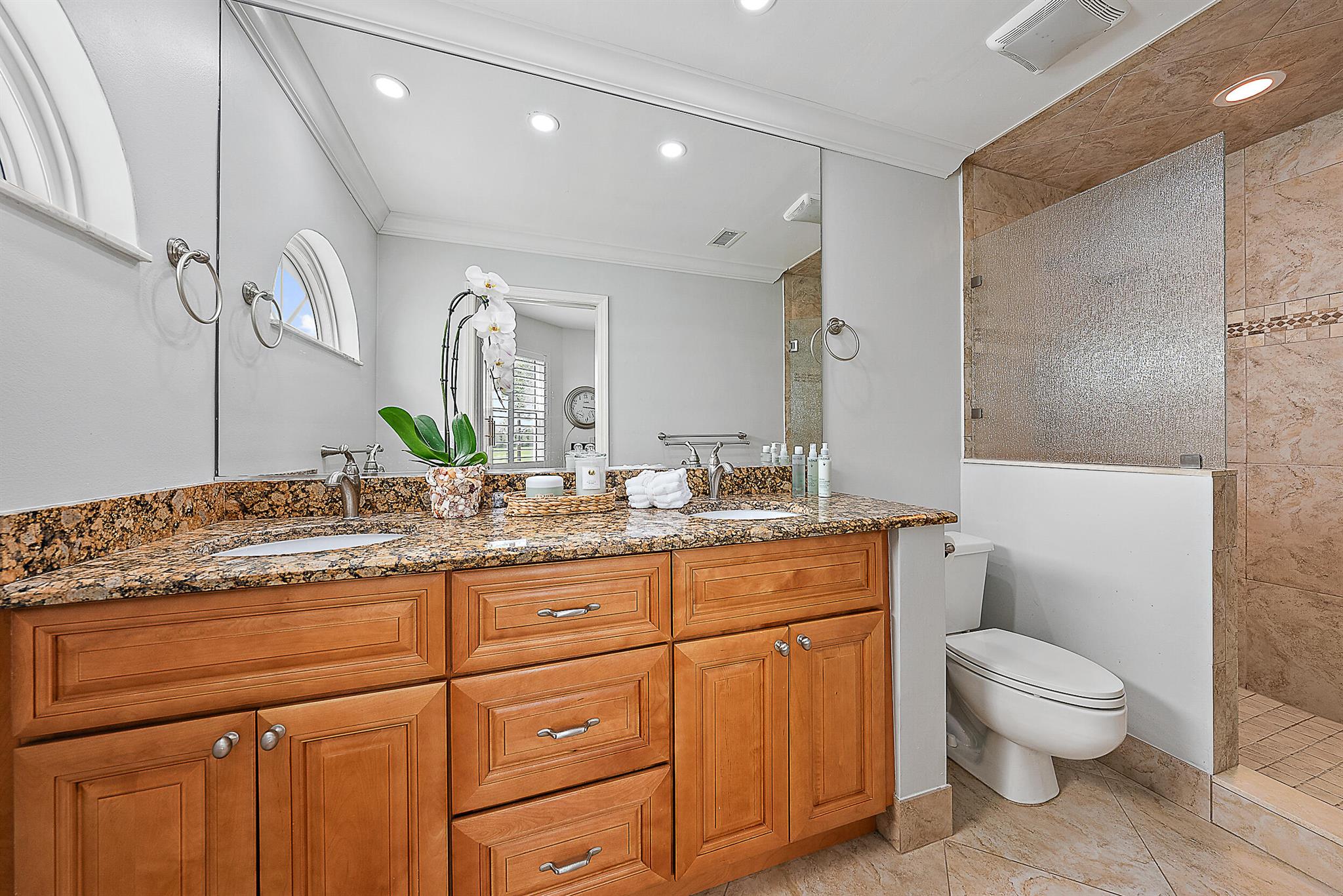 2703 Fairway Drive N