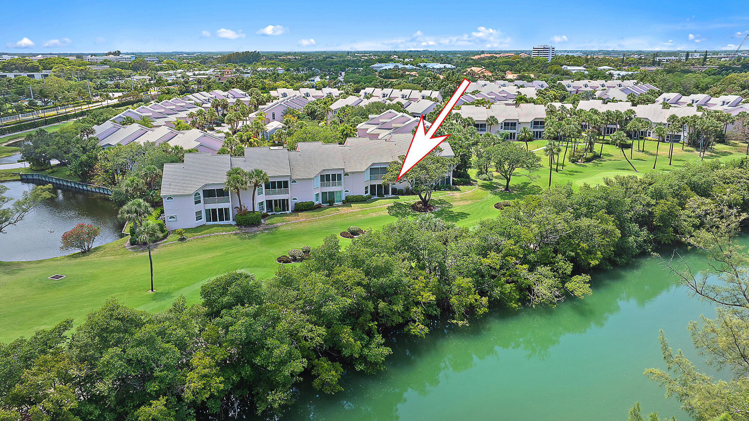 2703 Fairway Drive N