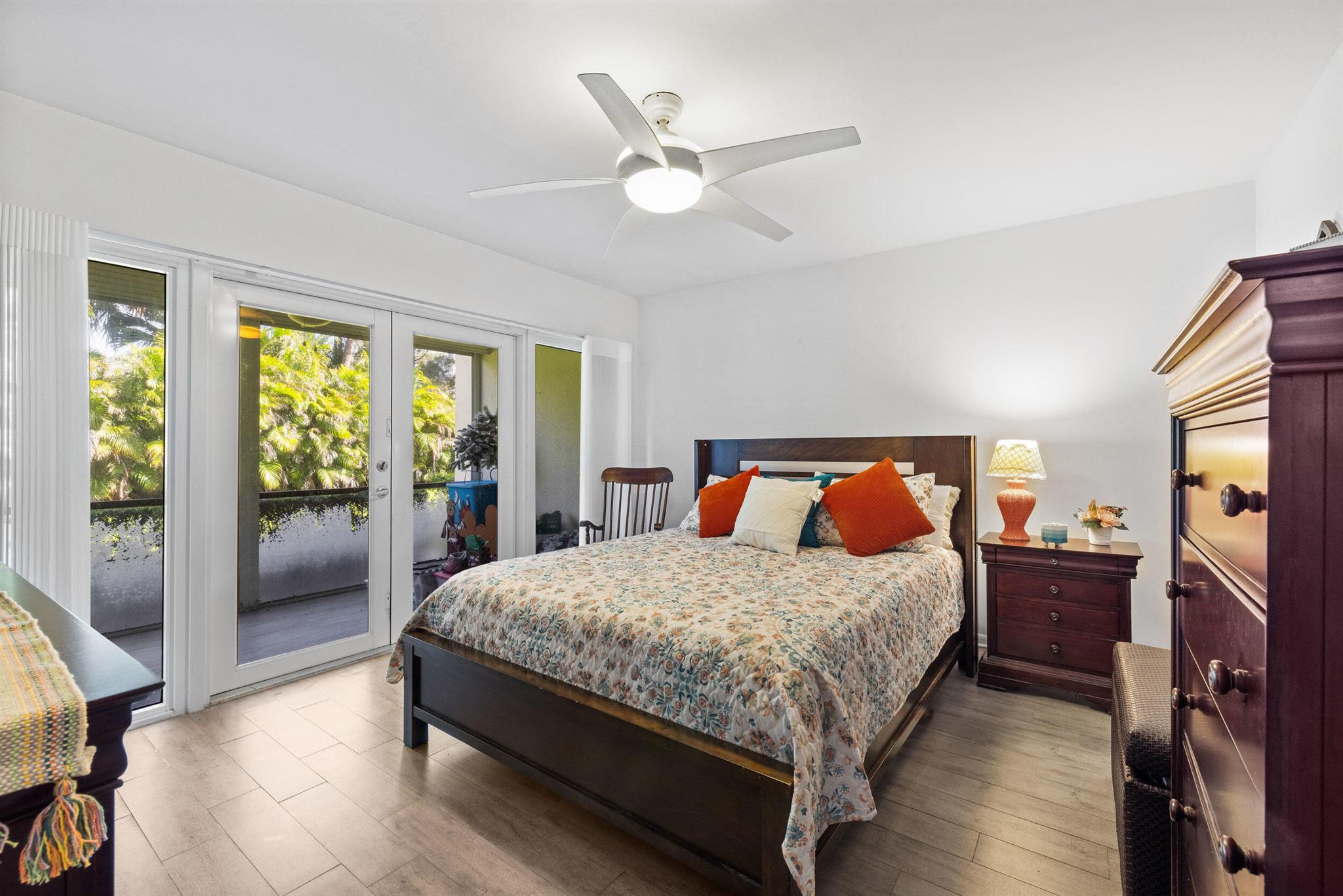 1801 Consulate Place 101